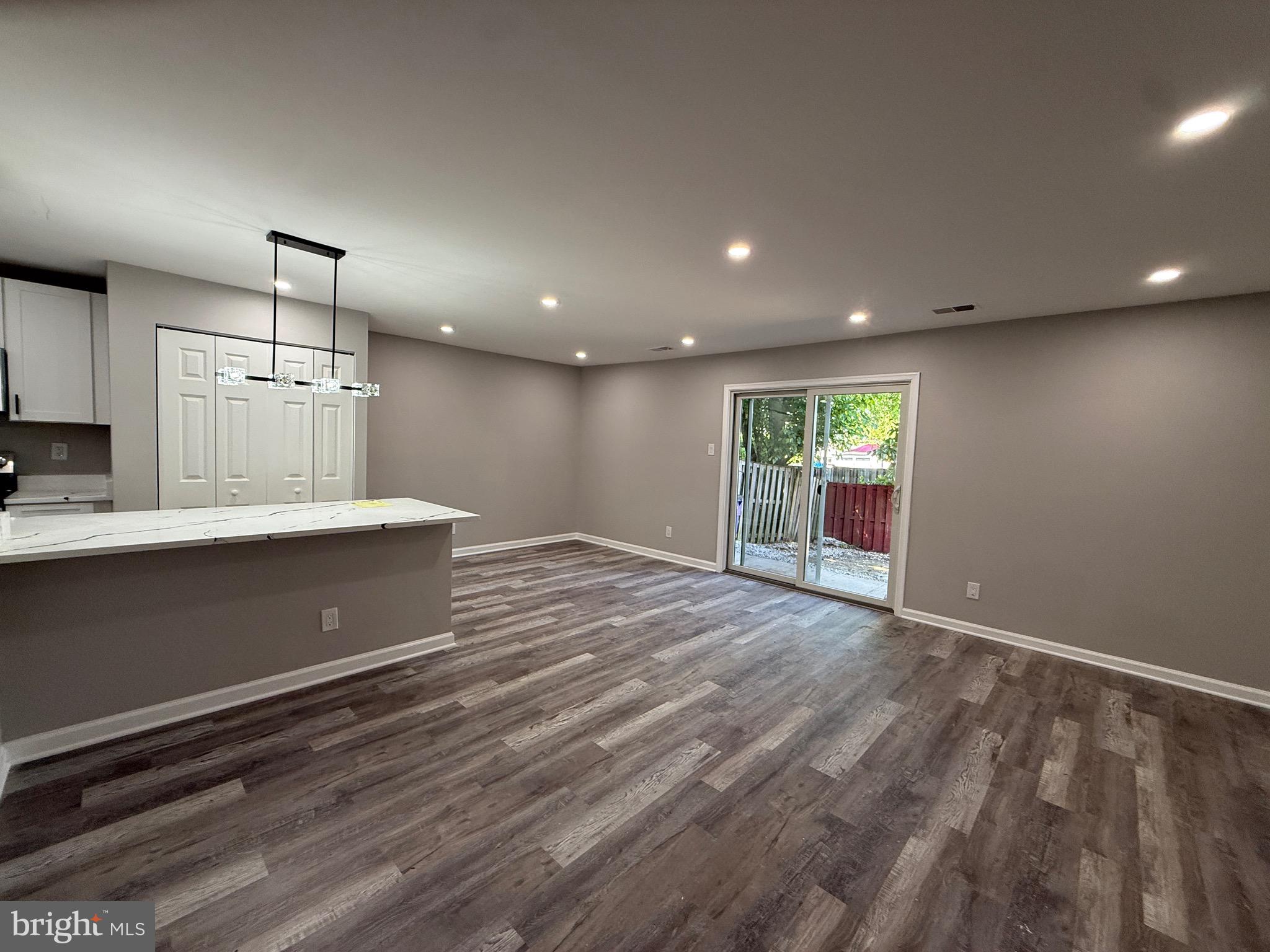 WINDSOR PARK - Residential