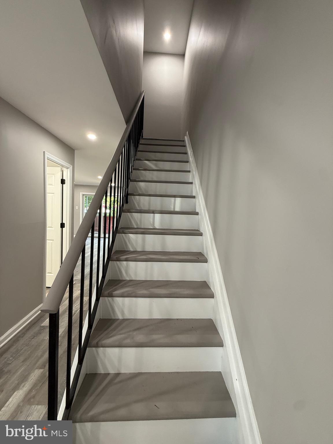 WINDSOR PARK - Residential