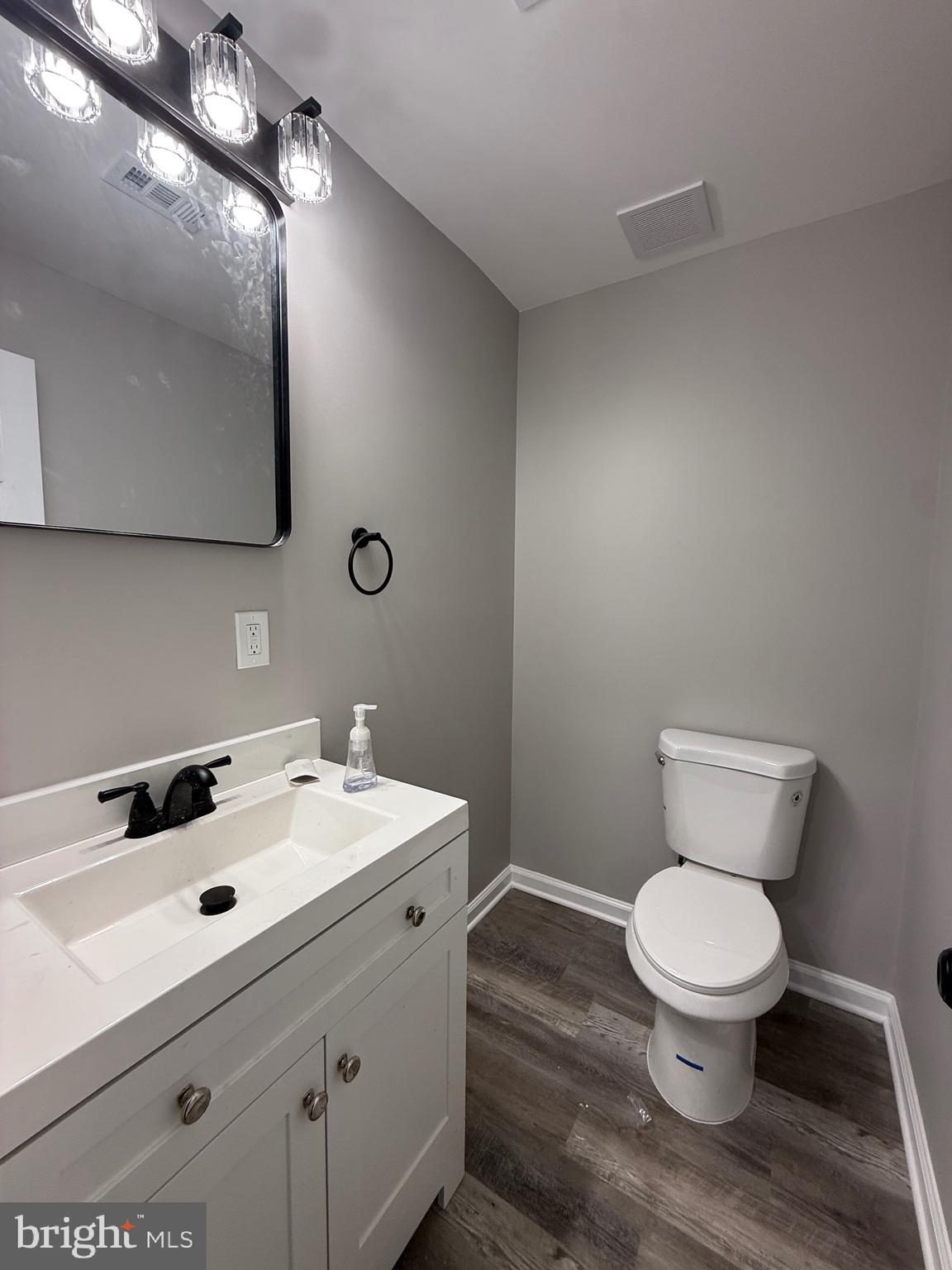 WINDSOR PARK - Residential