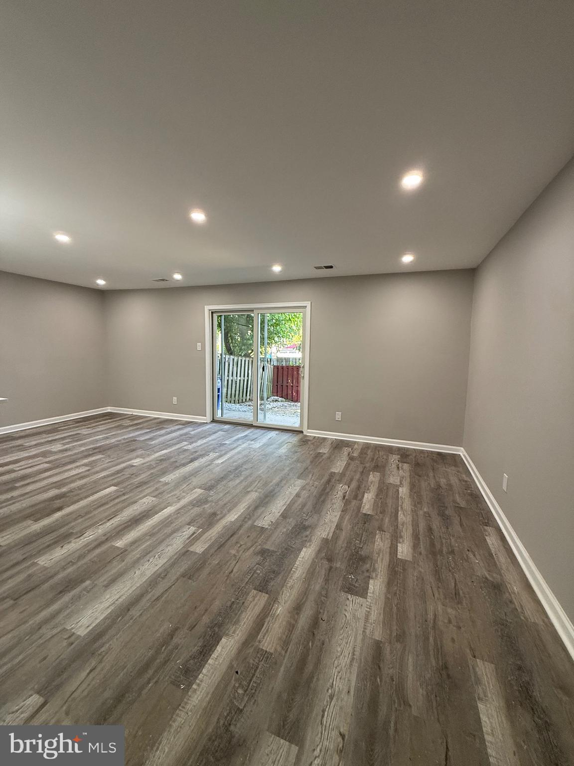 WINDSOR PARK - Residential