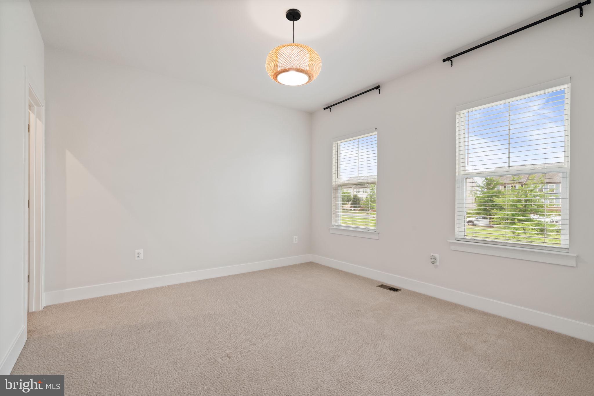 POTOMAC SHORES - Residential