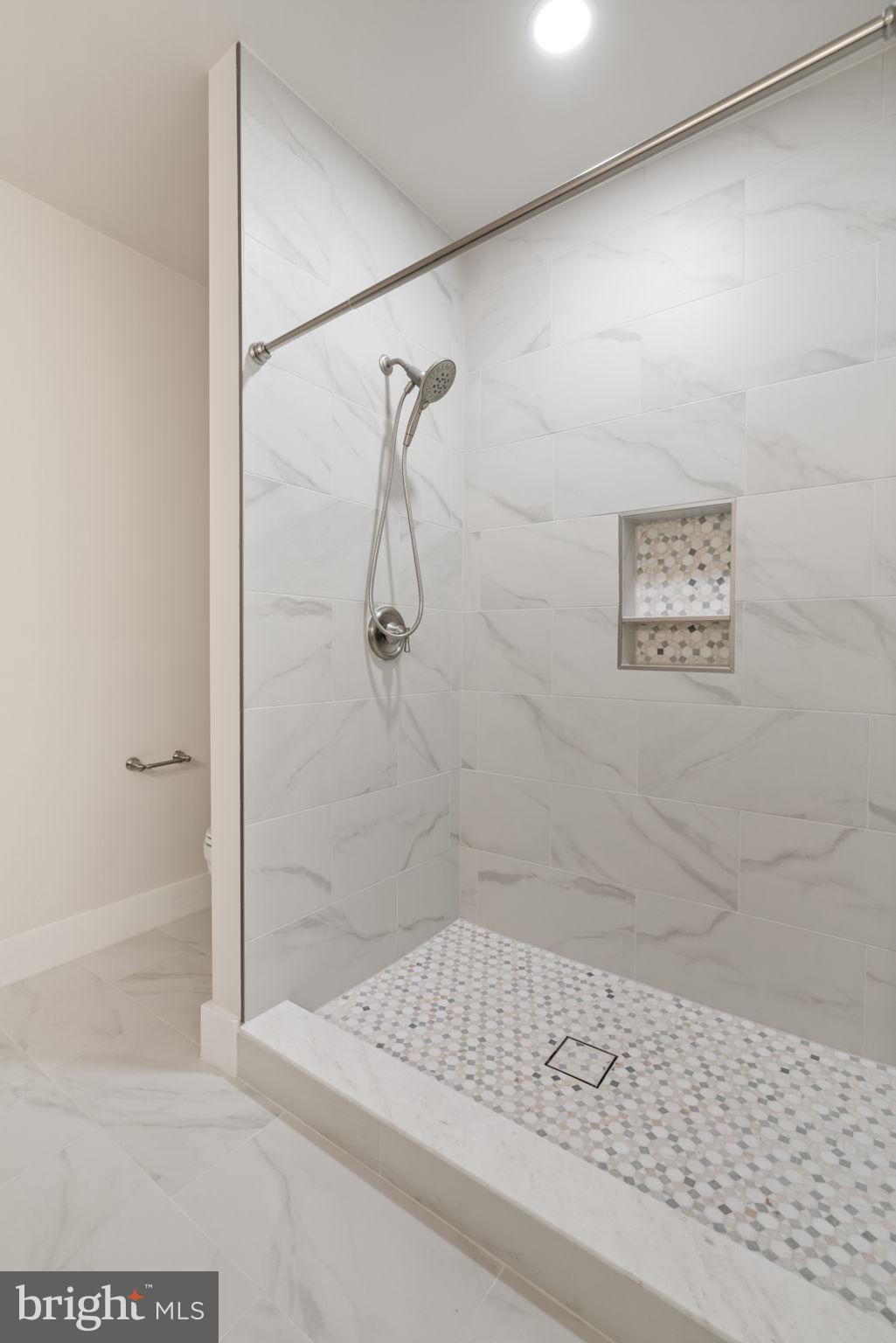 POTOMAC SHORES - Residential