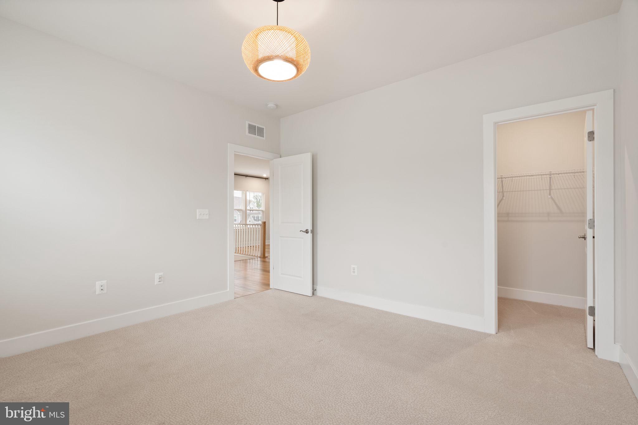POTOMAC SHORES - Residential
