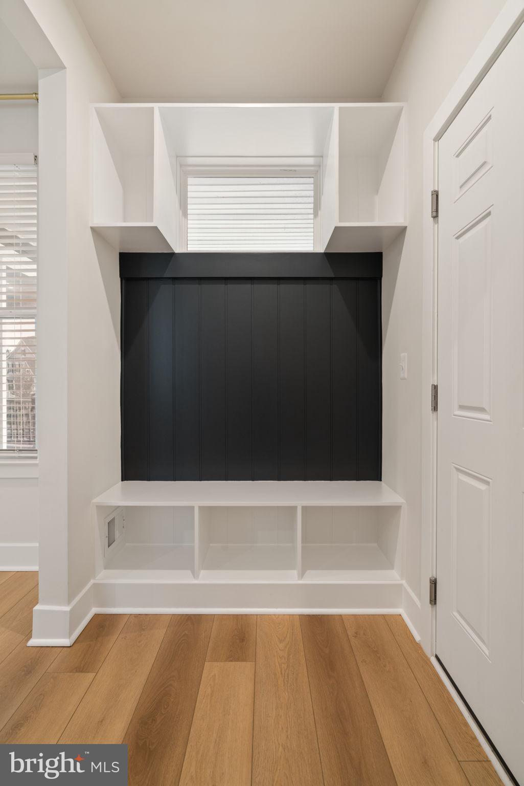 POTOMAC SHORES - Residential