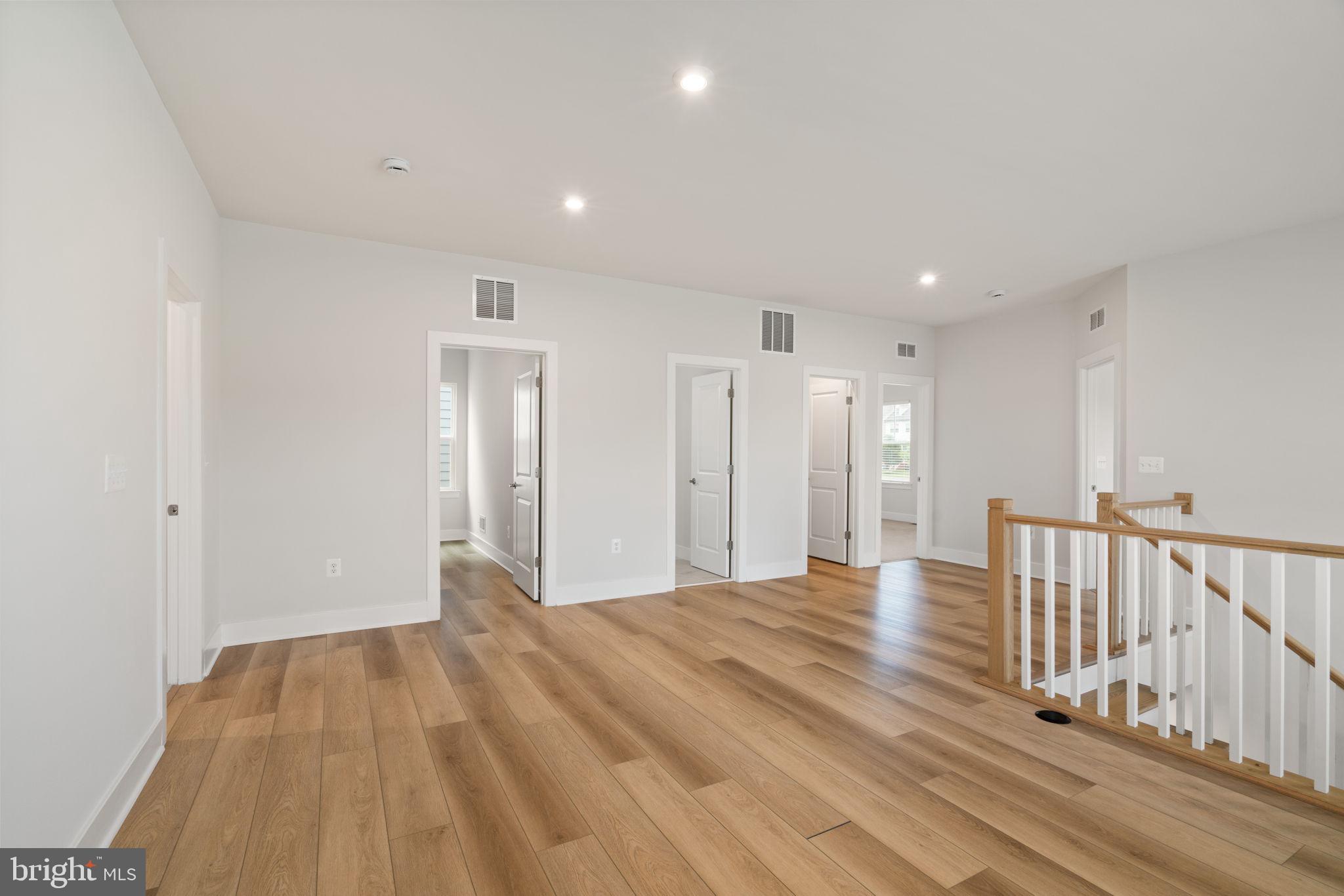 POTOMAC SHORES - Residential