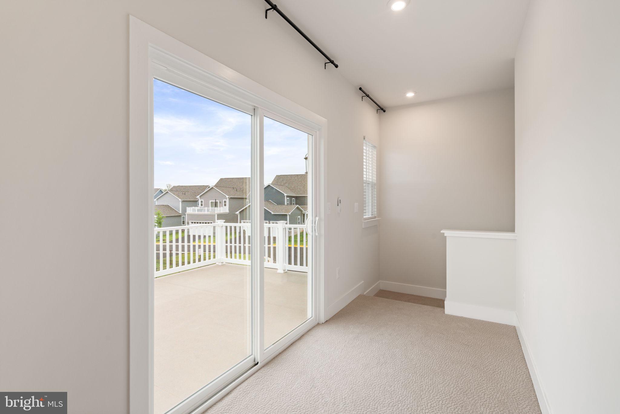 POTOMAC SHORES - Residential