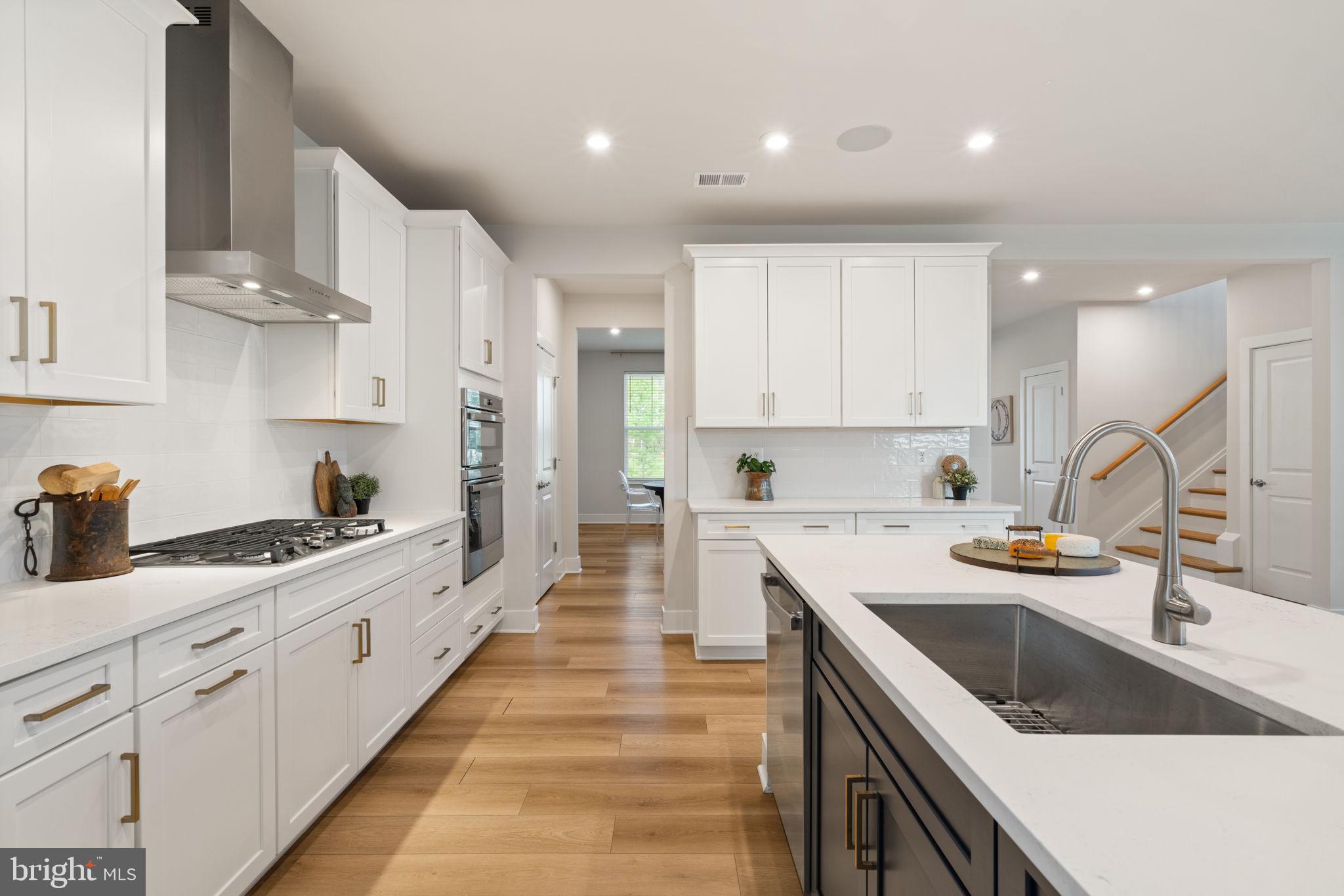 POTOMAC SHORES - Residential