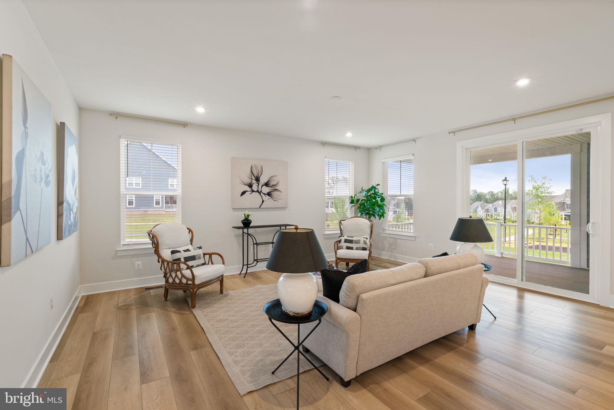 POTOMAC SHORES - Residential