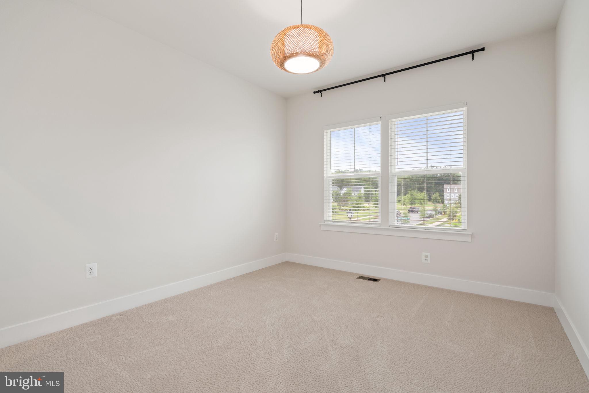 POTOMAC SHORES - Residential