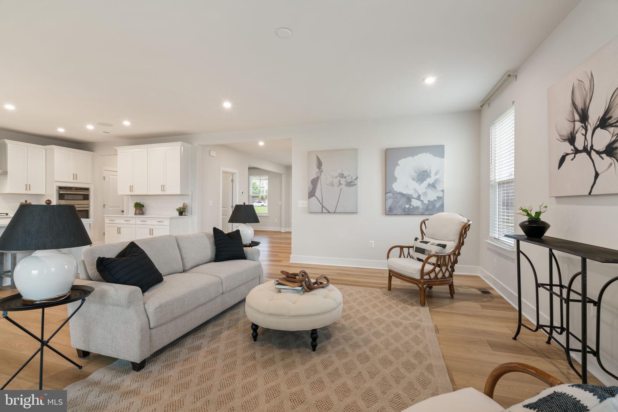 POTOMAC SHORES - Residential