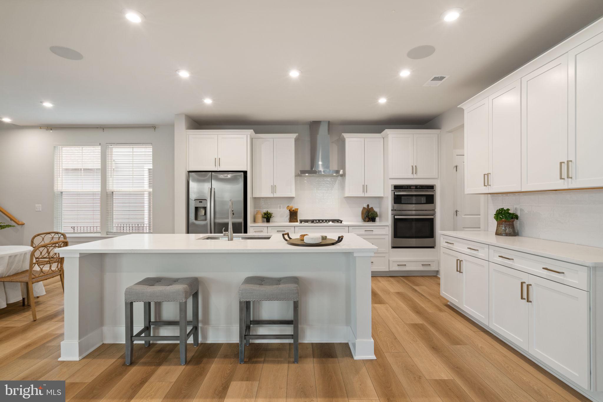 POTOMAC SHORES - Residential