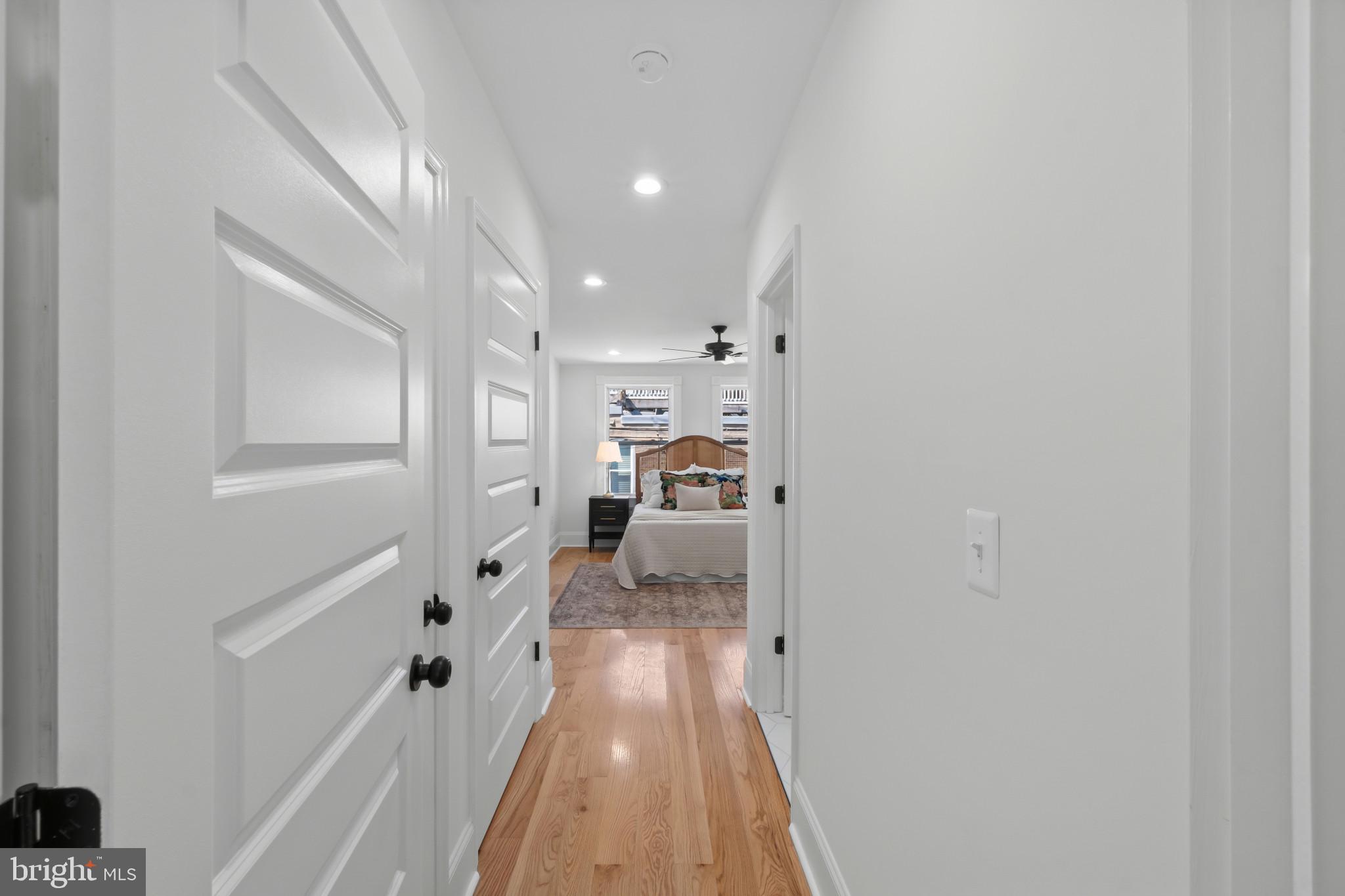 LOCUST POINT - Residential