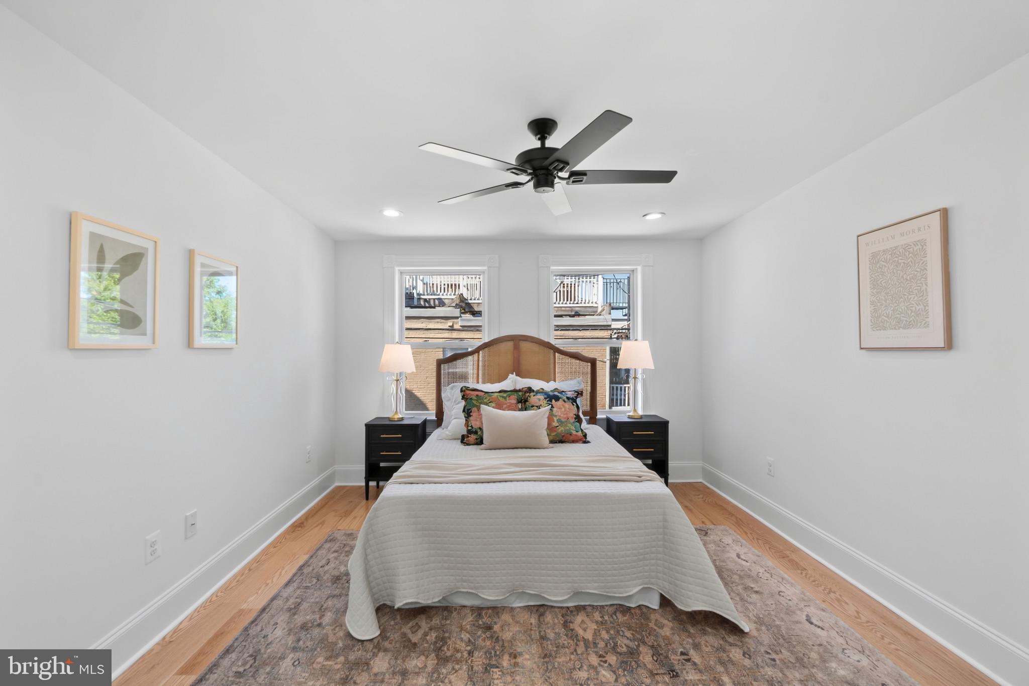 LOCUST POINT - Residential