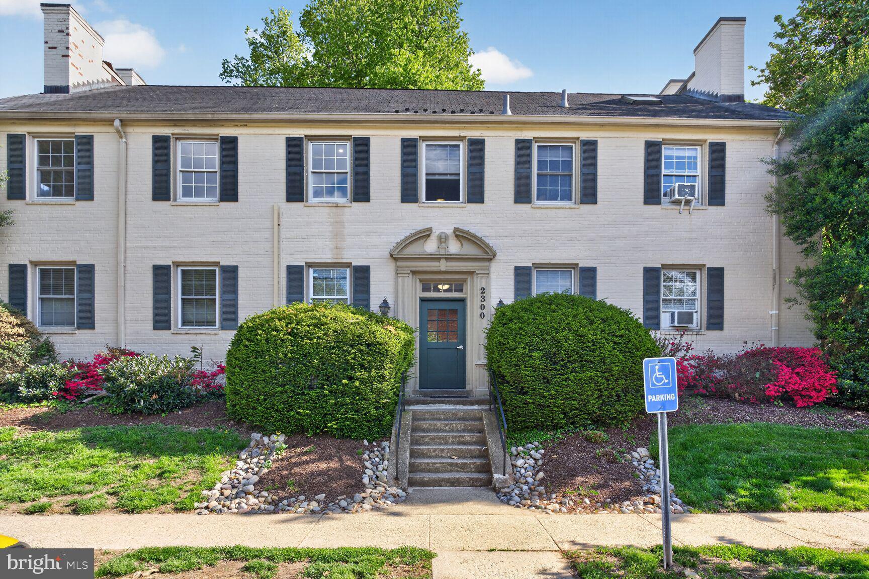 ROCK CREEK VILLAGE CONDOMINIUMS - Residential