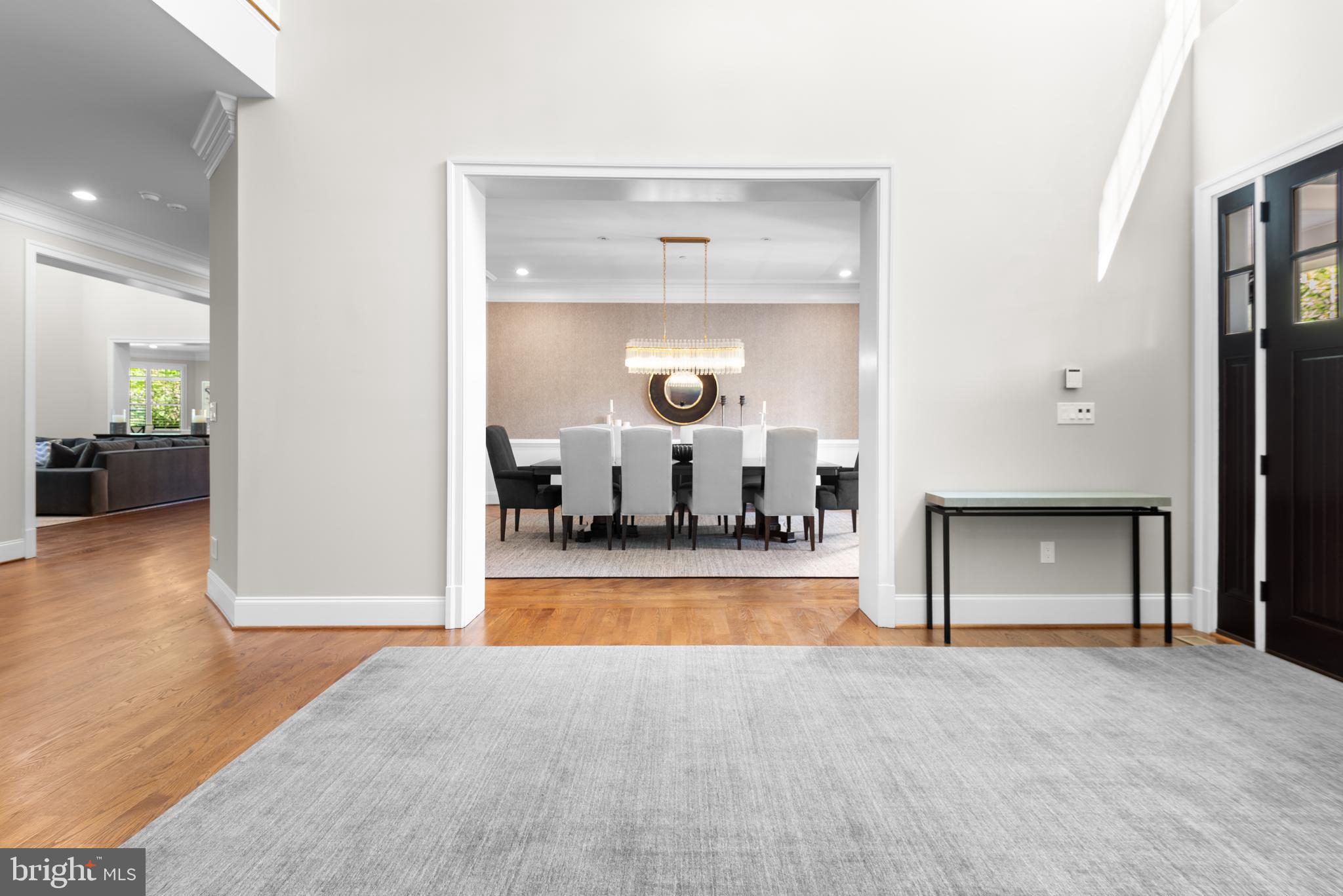 POTOMAC OUTSIDE - Residential