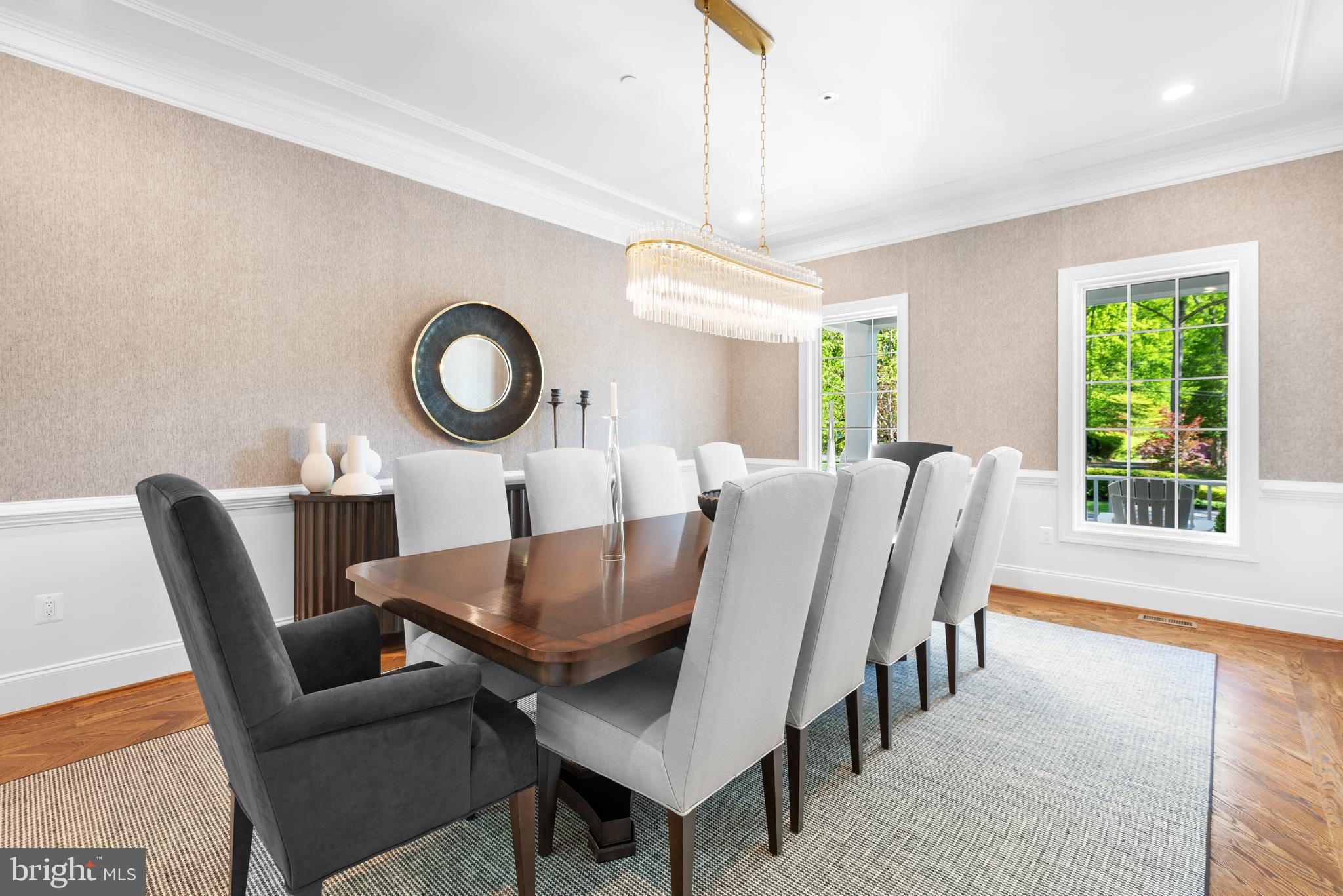 POTOMAC OUTSIDE - Residential