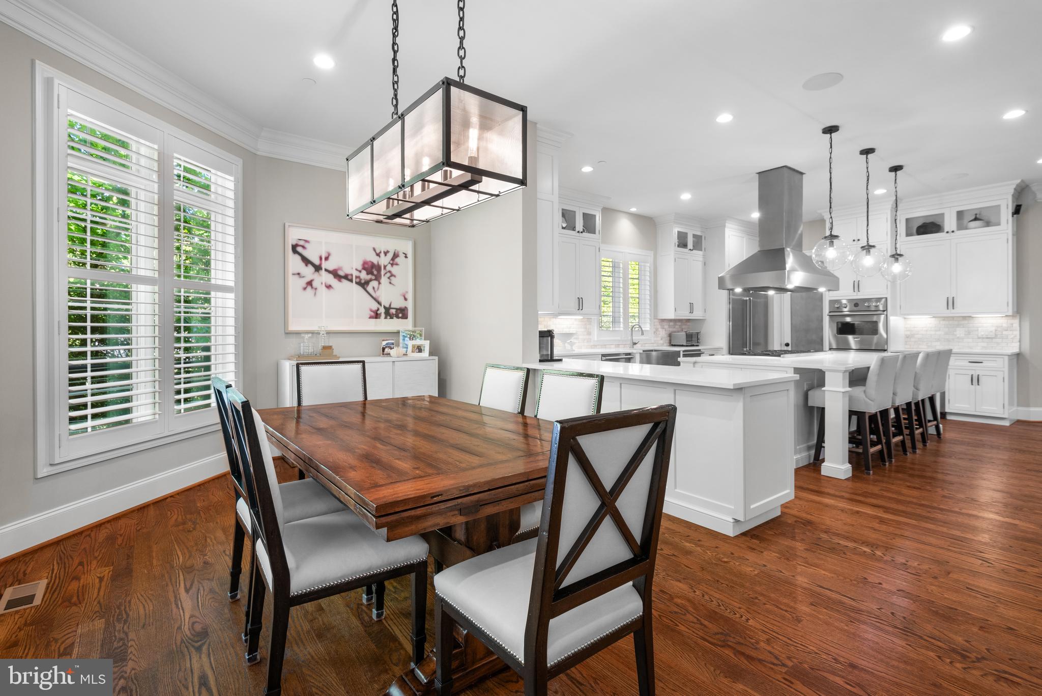 POTOMAC OUTSIDE - Residential