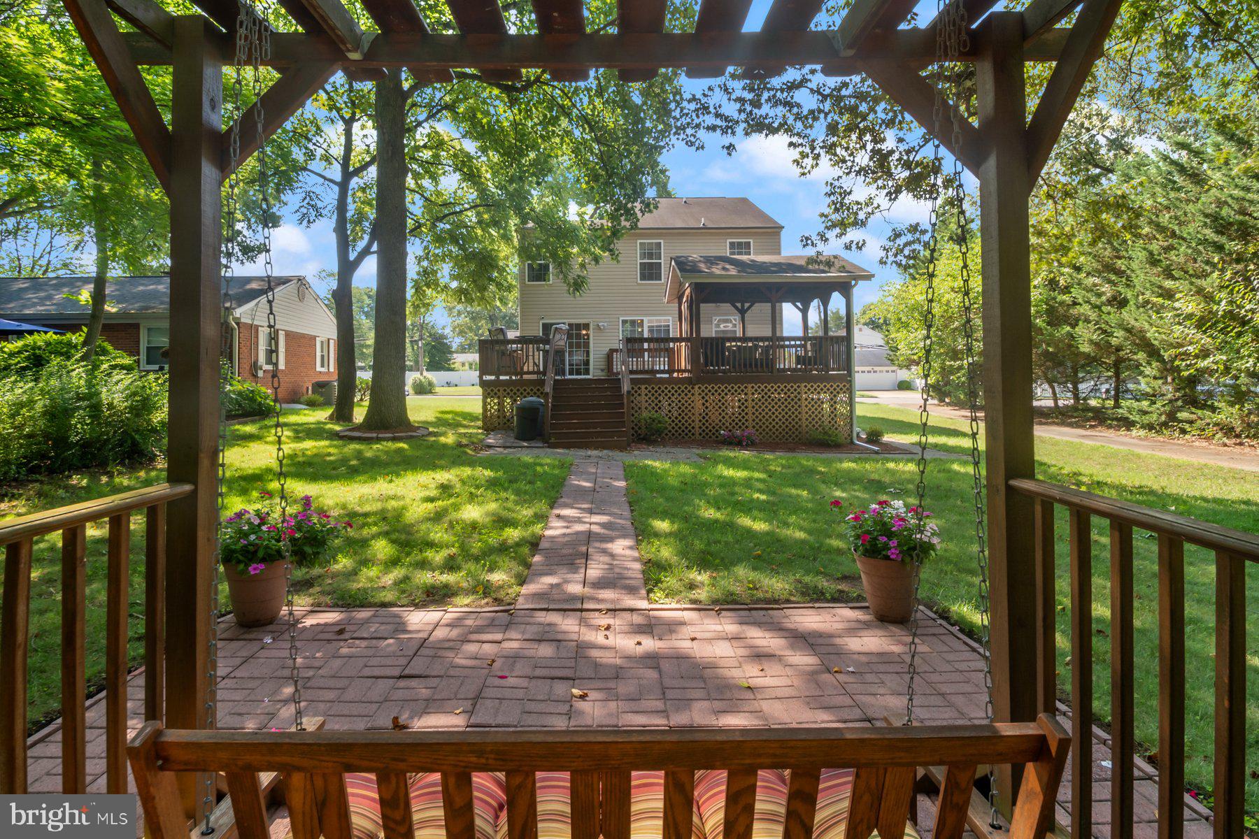 GERARD PLAZA - Residential