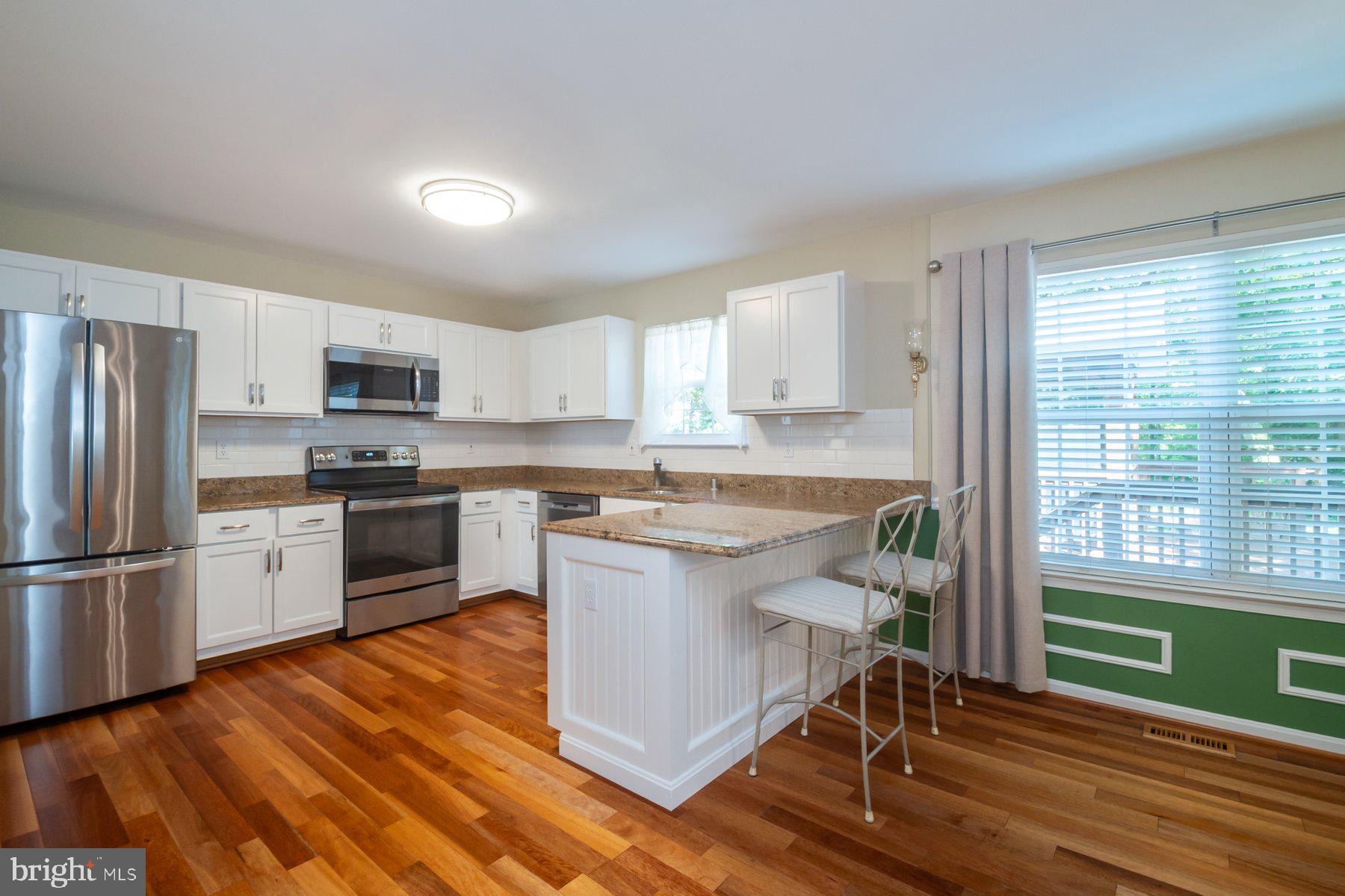 GERARD PLAZA - Residential