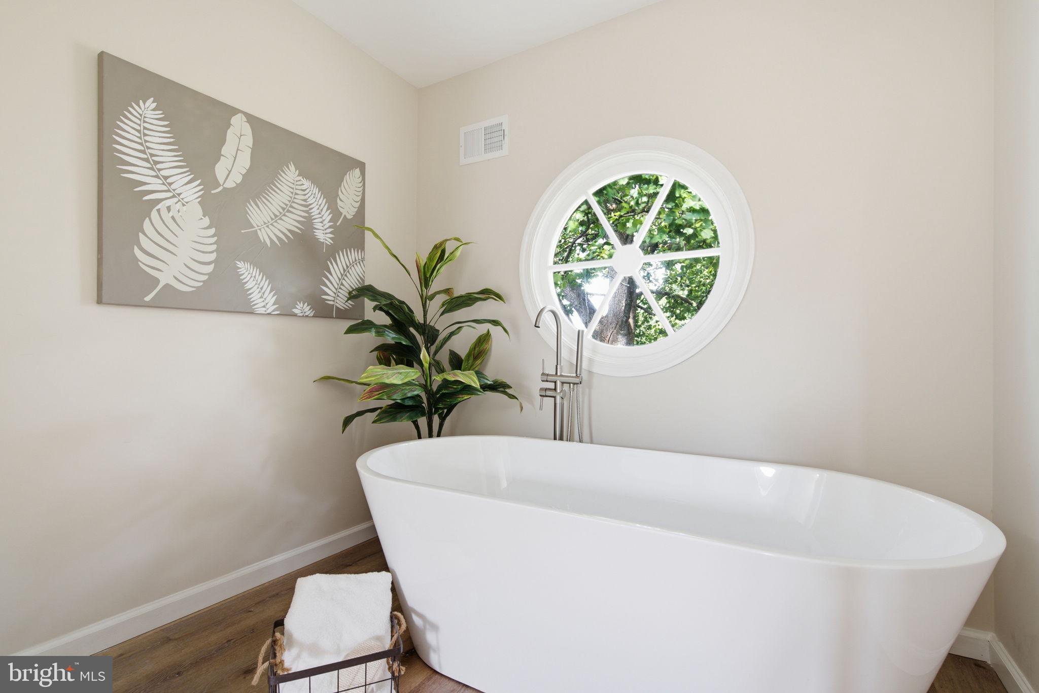 FAIRLAND ACRES - Residential