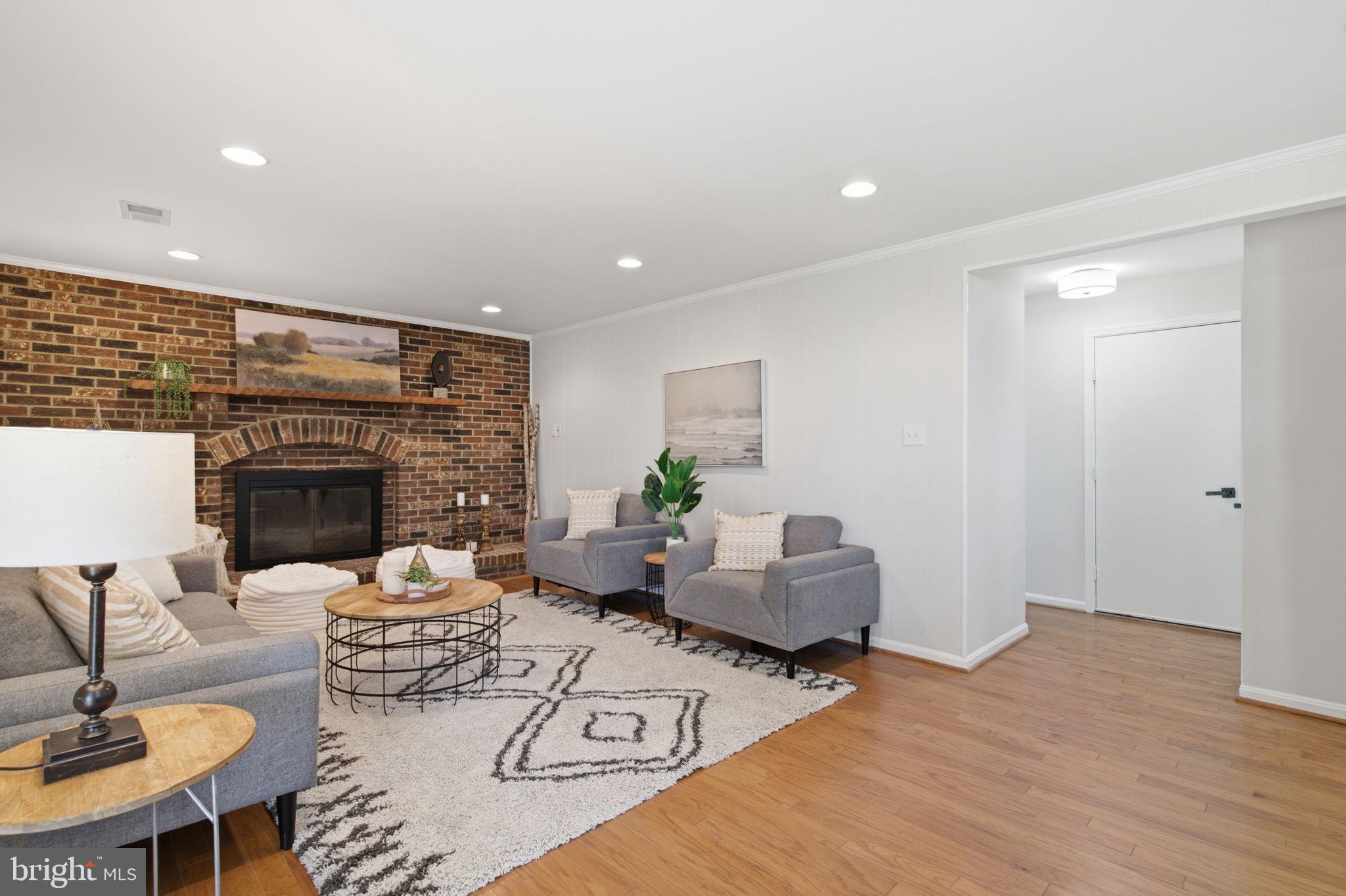 FAIRLAND ACRES - Residential