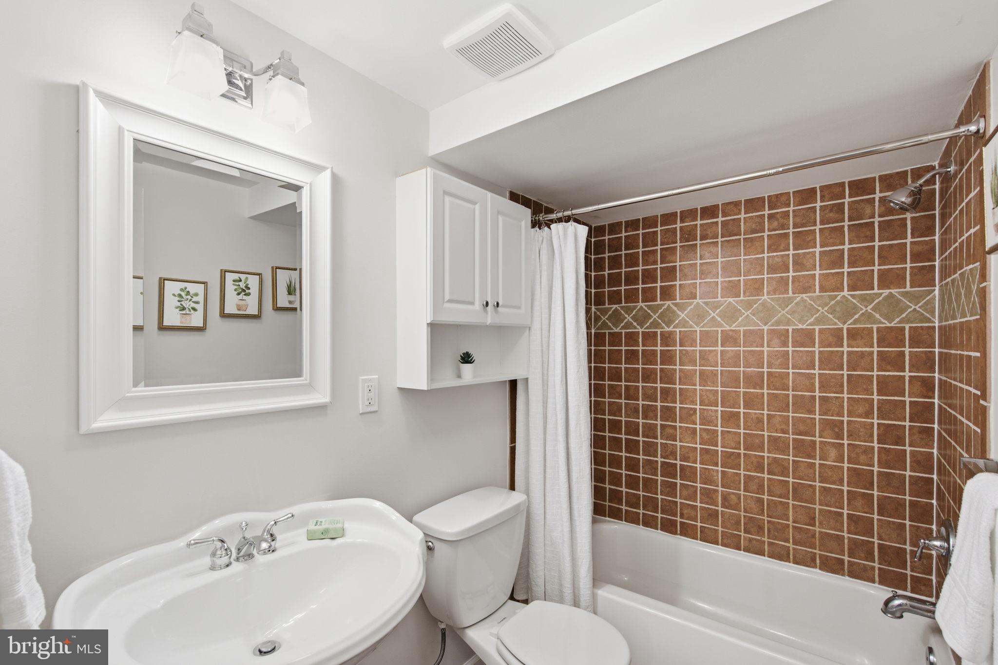 FAIRLAND ACRES - Residential