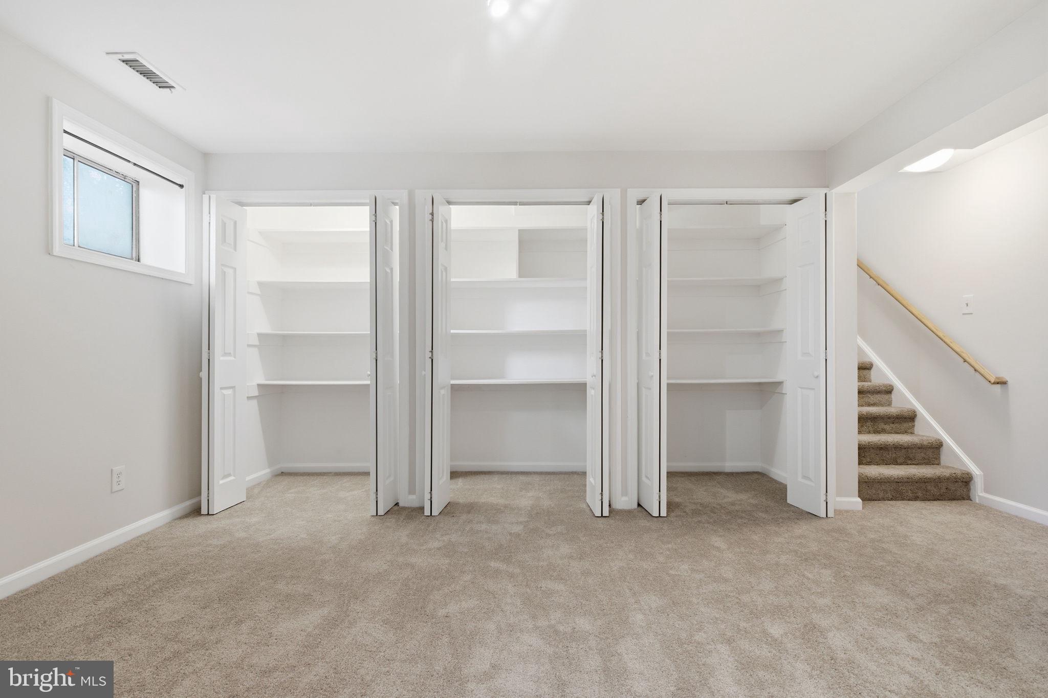 FAIRLAND ACRES - Residential