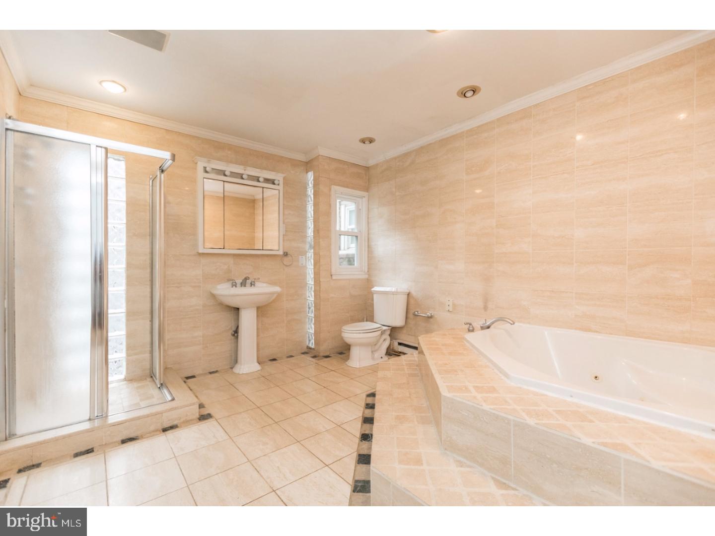 WASHINGTON SQ WEST - Residential