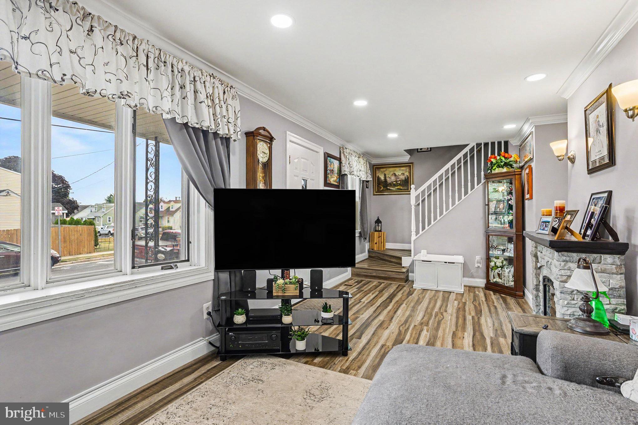 INVERNESS - Residential
