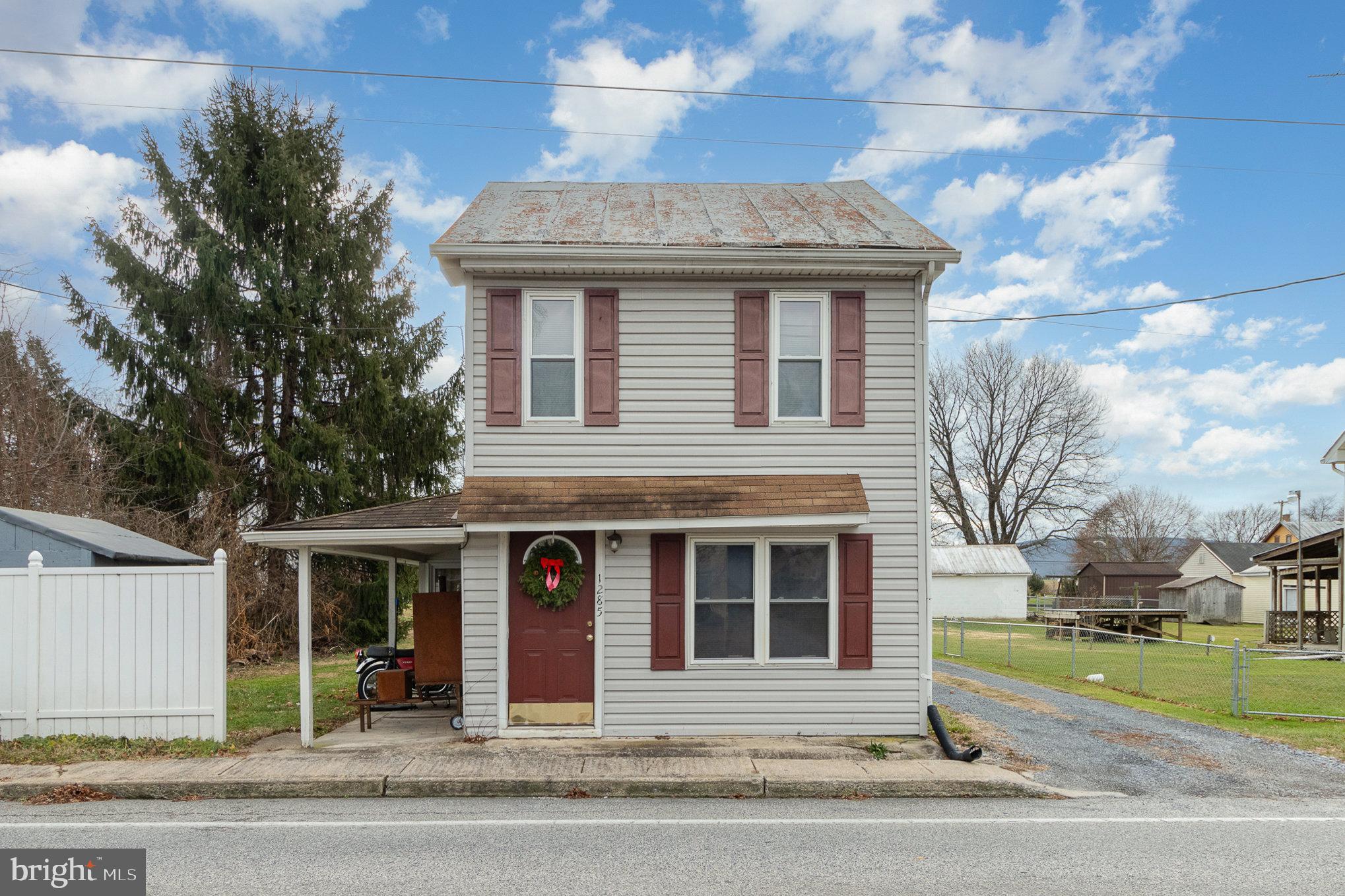 Welcome home to this 2BR/1.5BA 2 story home located in Boiling Springs! Features open first floor plan with spacious eat-in-kitchen. First floor mud room/laundry room. Large bedrooms and updated full bath.  Plenty of storage within the full walk up attic or detached garage. Do not miss your opportunity to see this!