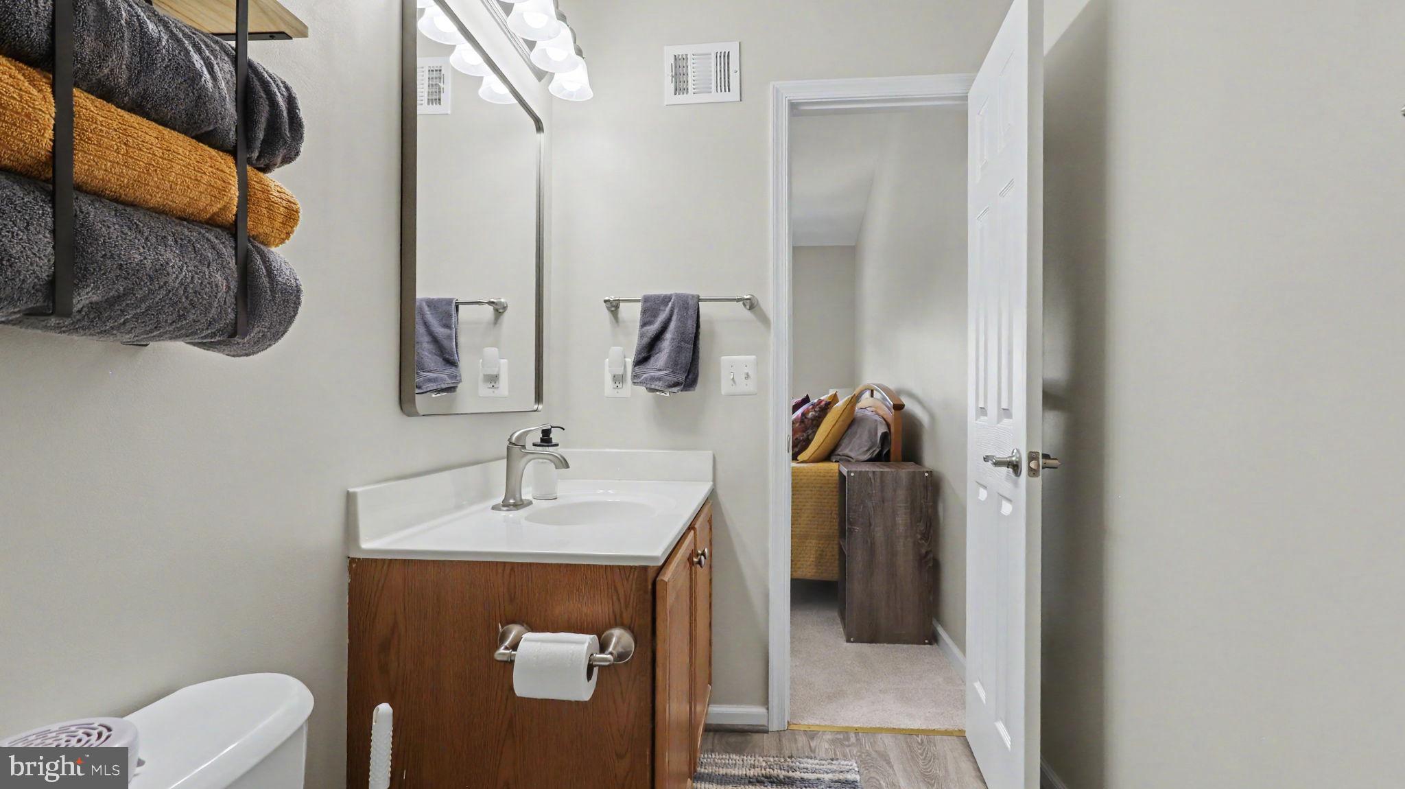 VILLAGE OF MOUNT AIR - Residential