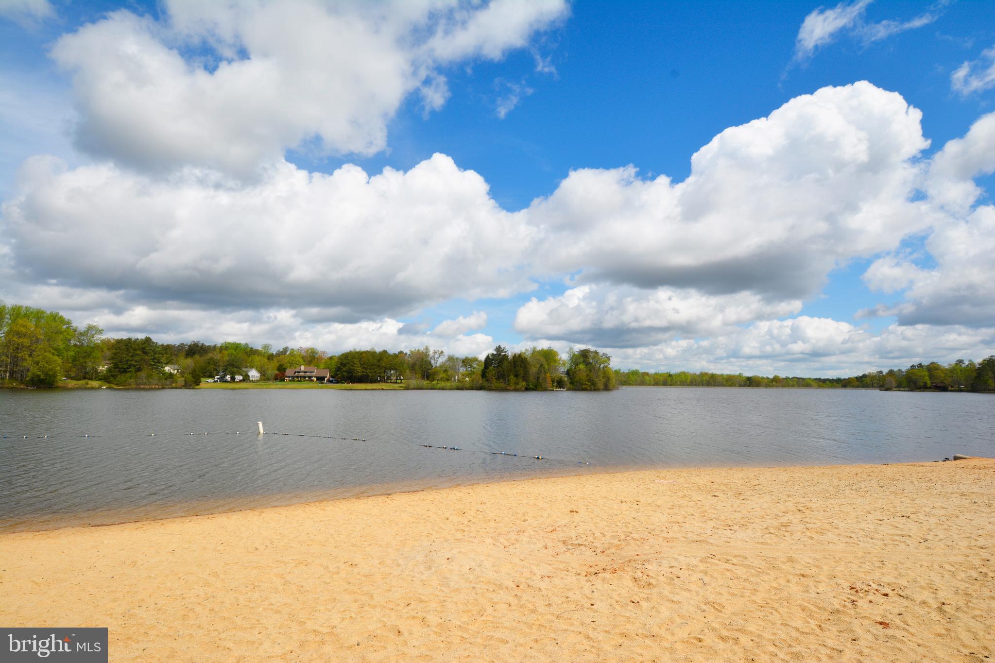 LAKE LAND OR - Residential