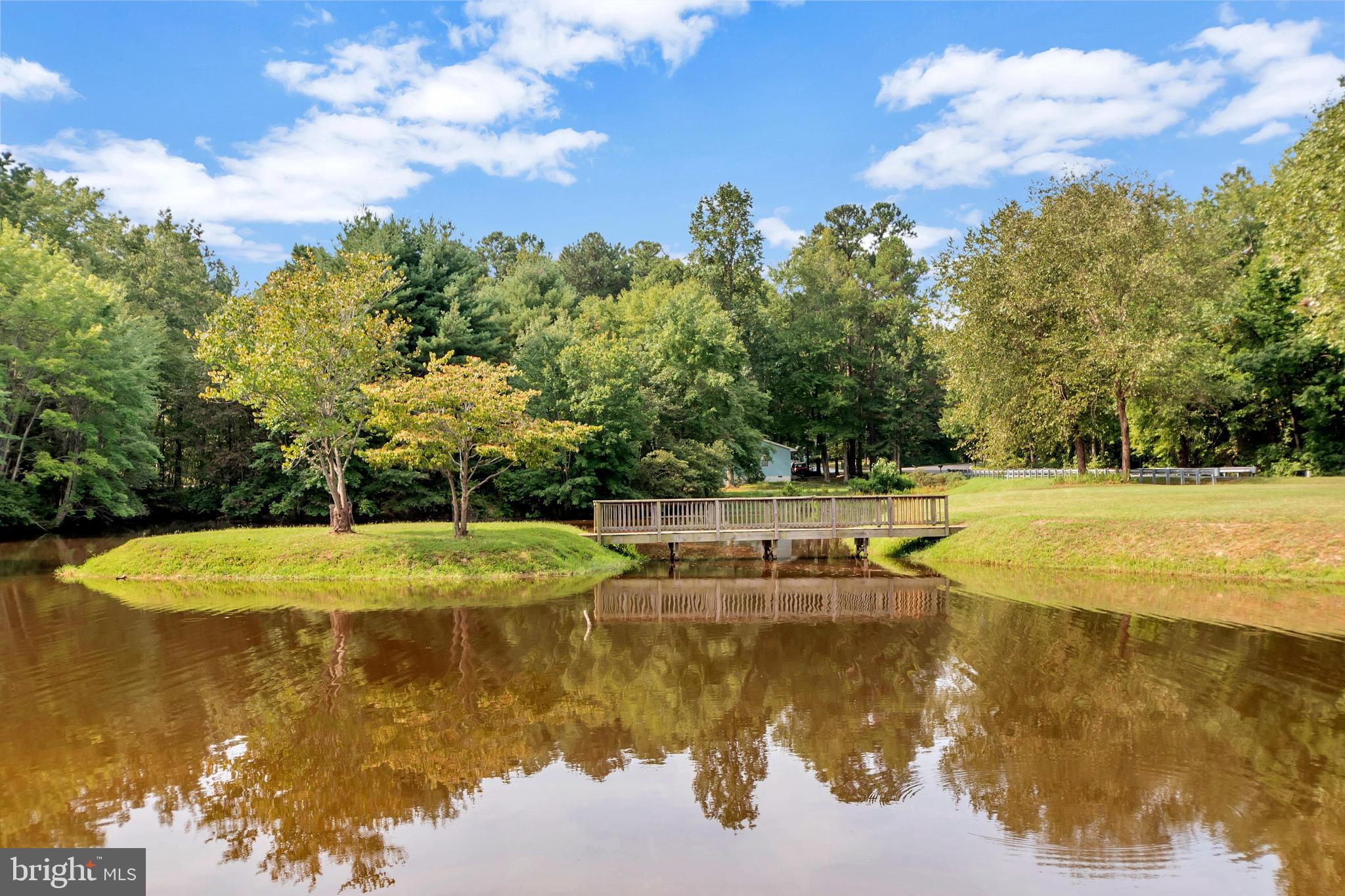 LAKE LAND OR - Residential