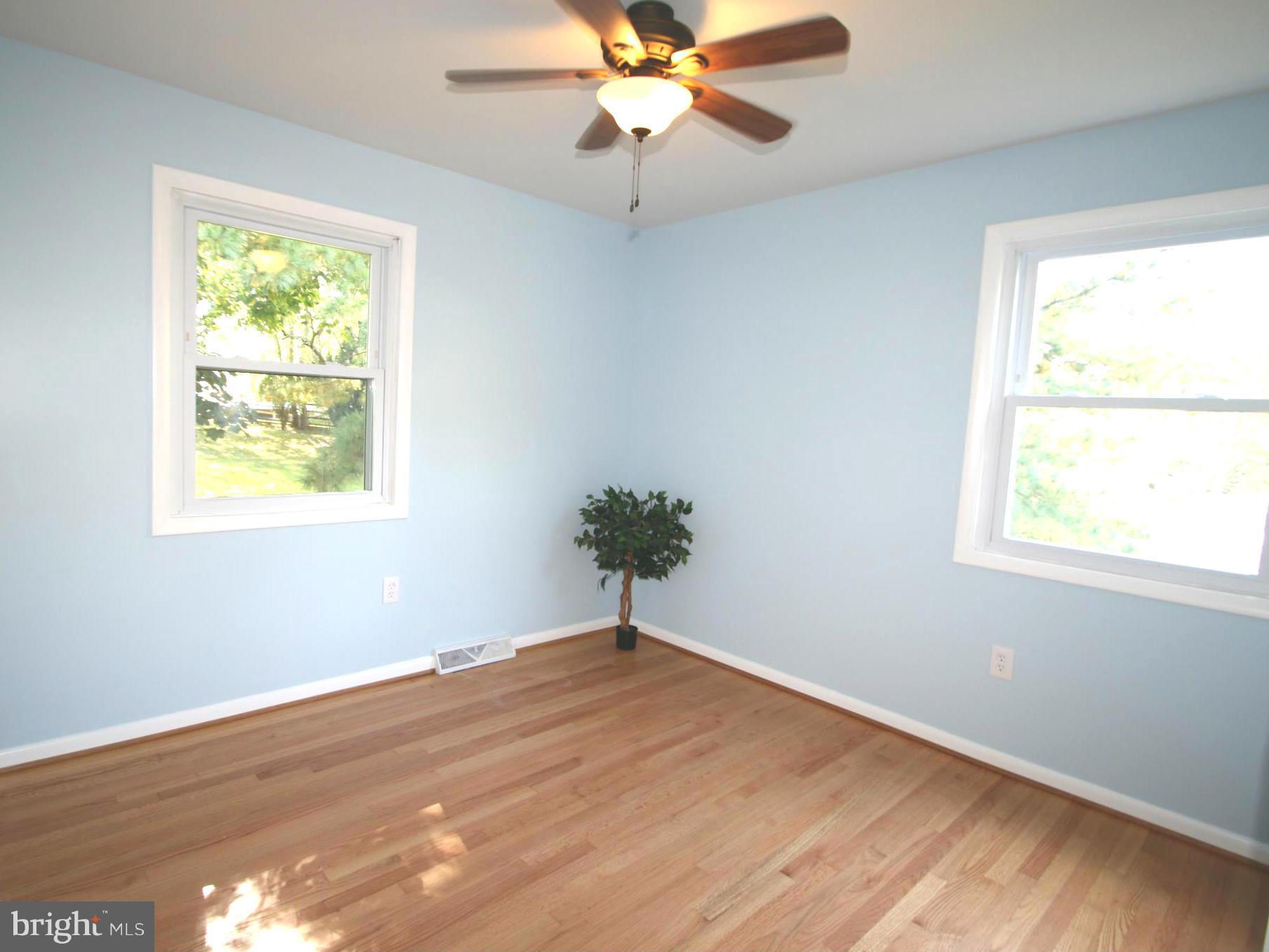 SUNNYBROOK FARMS - Residential