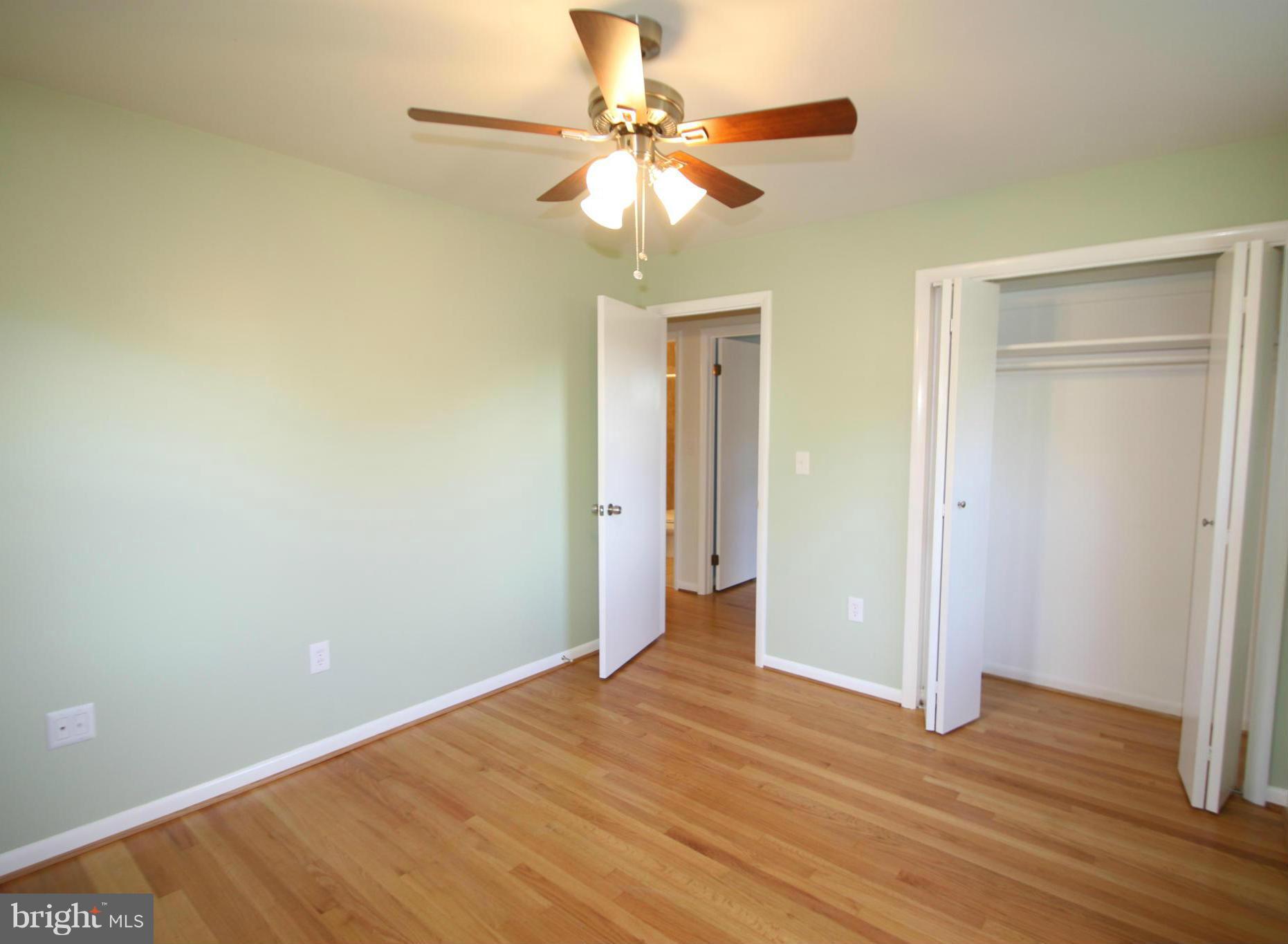 SUNNYBROOK FARMS - Residential