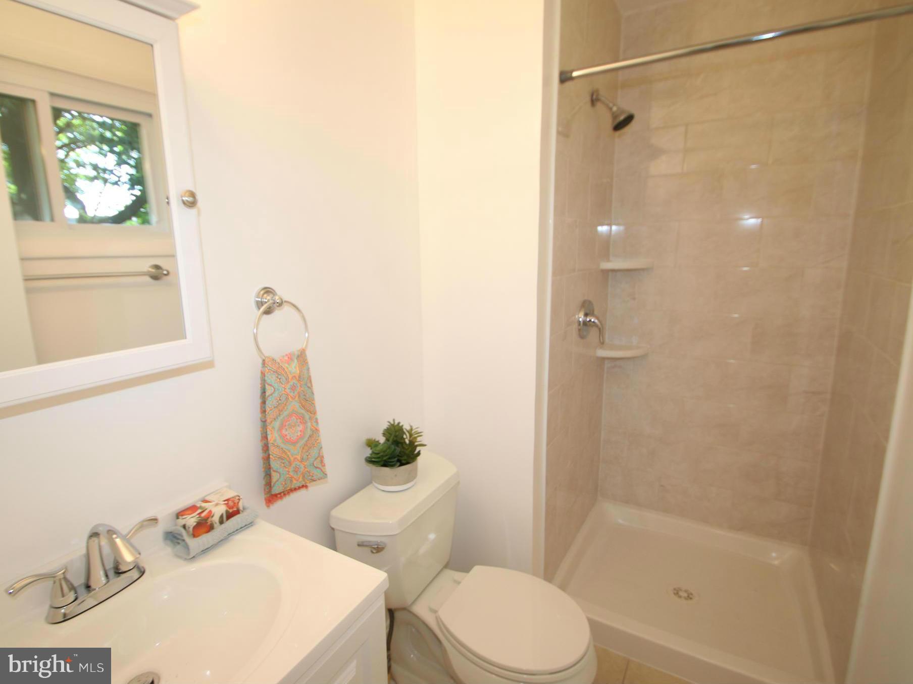 SUNNYBROOK FARMS - Residential