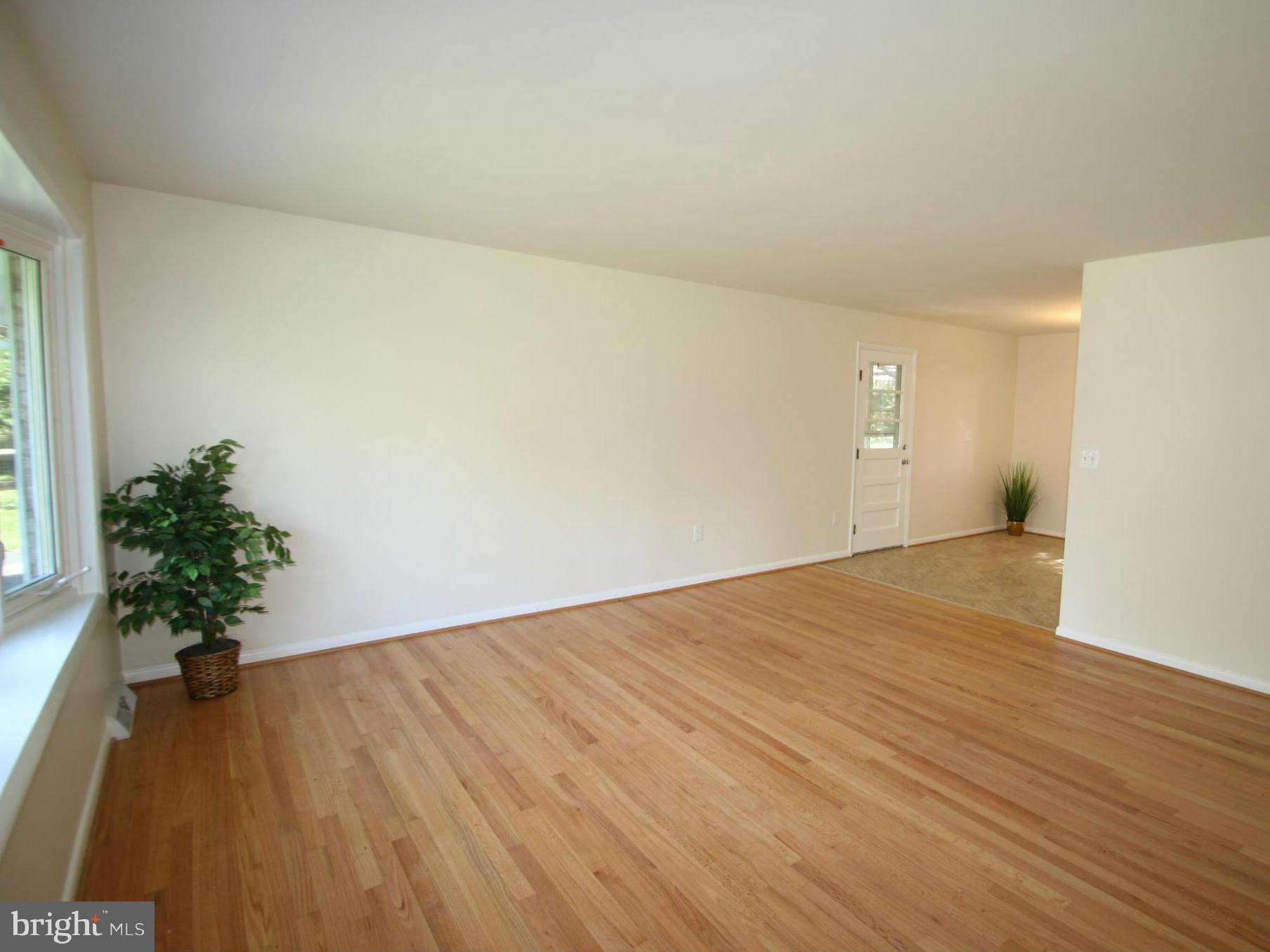SUNNYBROOK FARMS - Residential