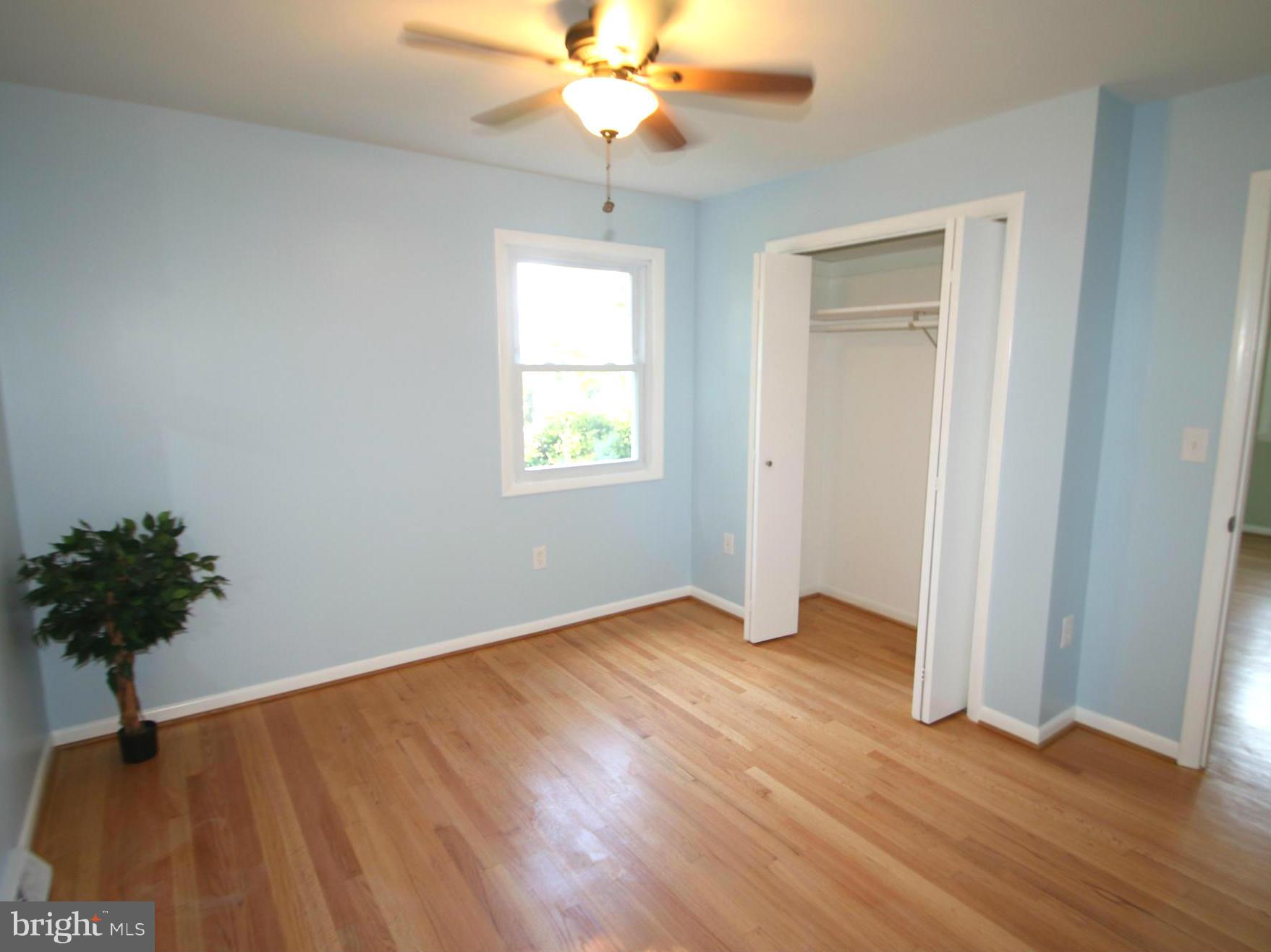 SUNNYBROOK FARMS - Residential