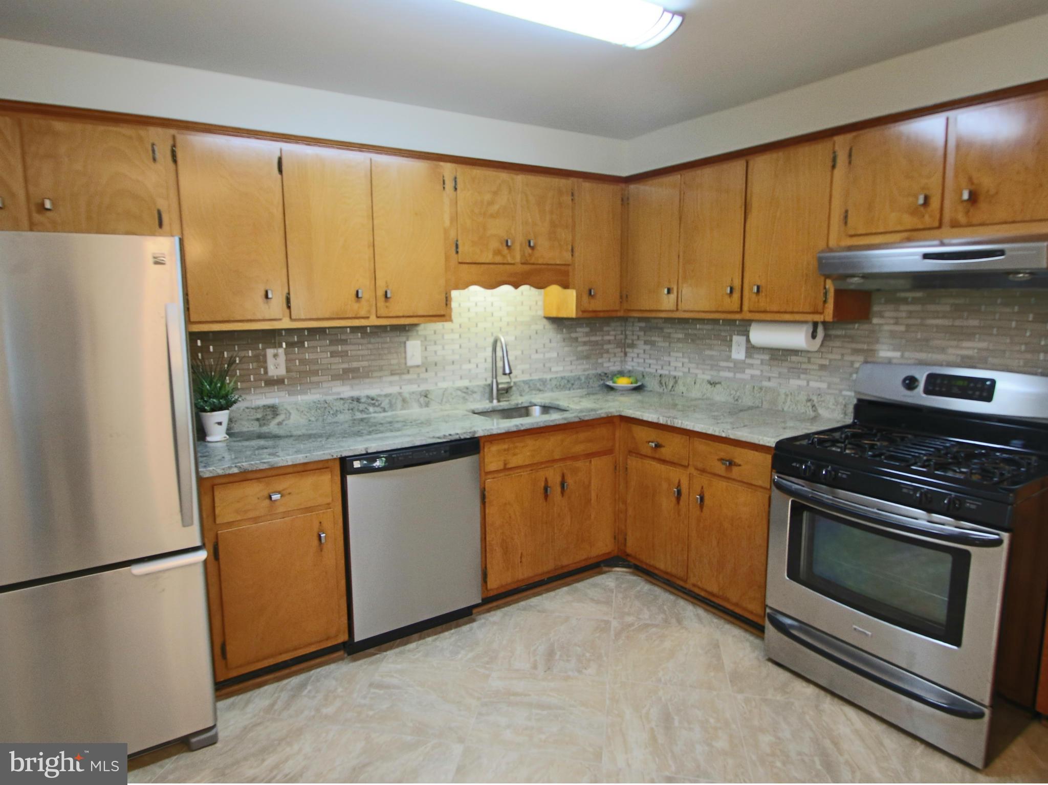 SUNNYBROOK FARMS - Residential