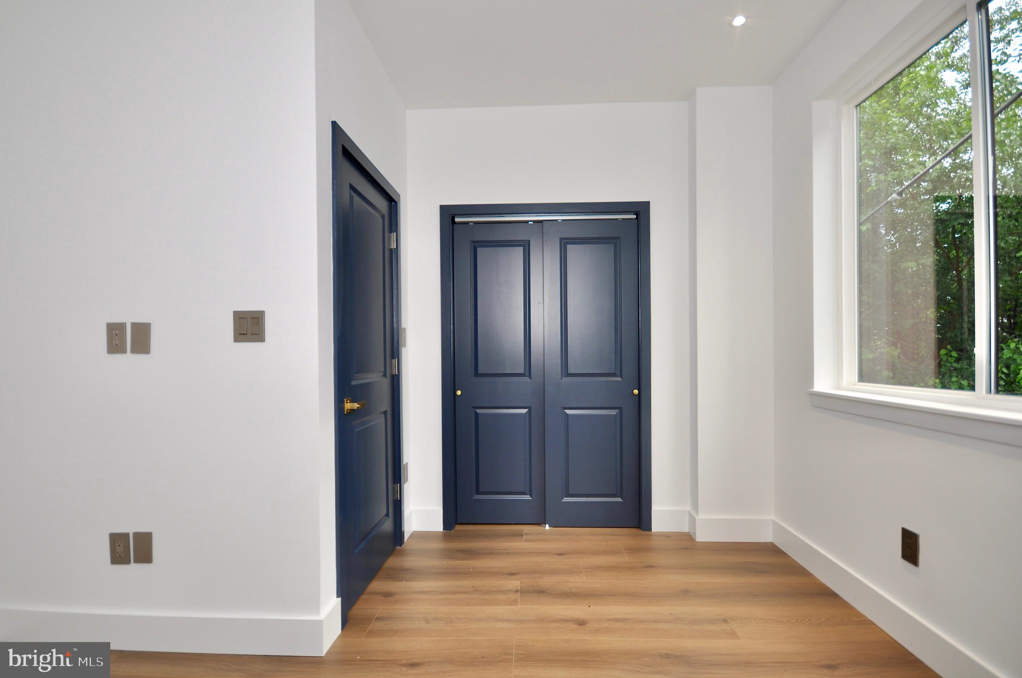 NORRIS SQUARE - Residential