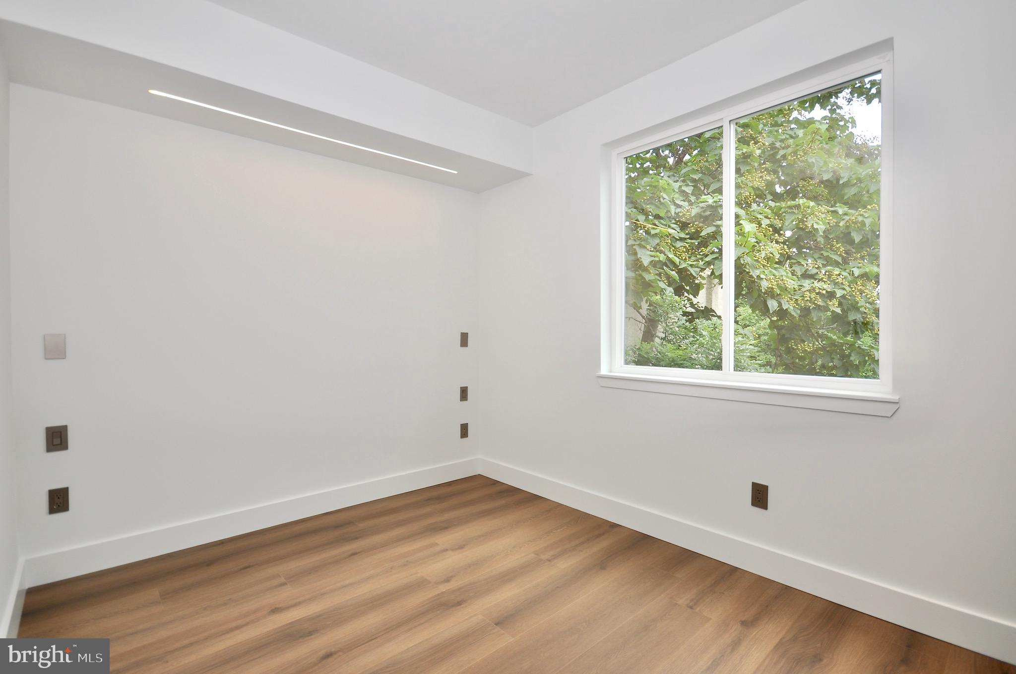 NORRIS SQUARE - Residential