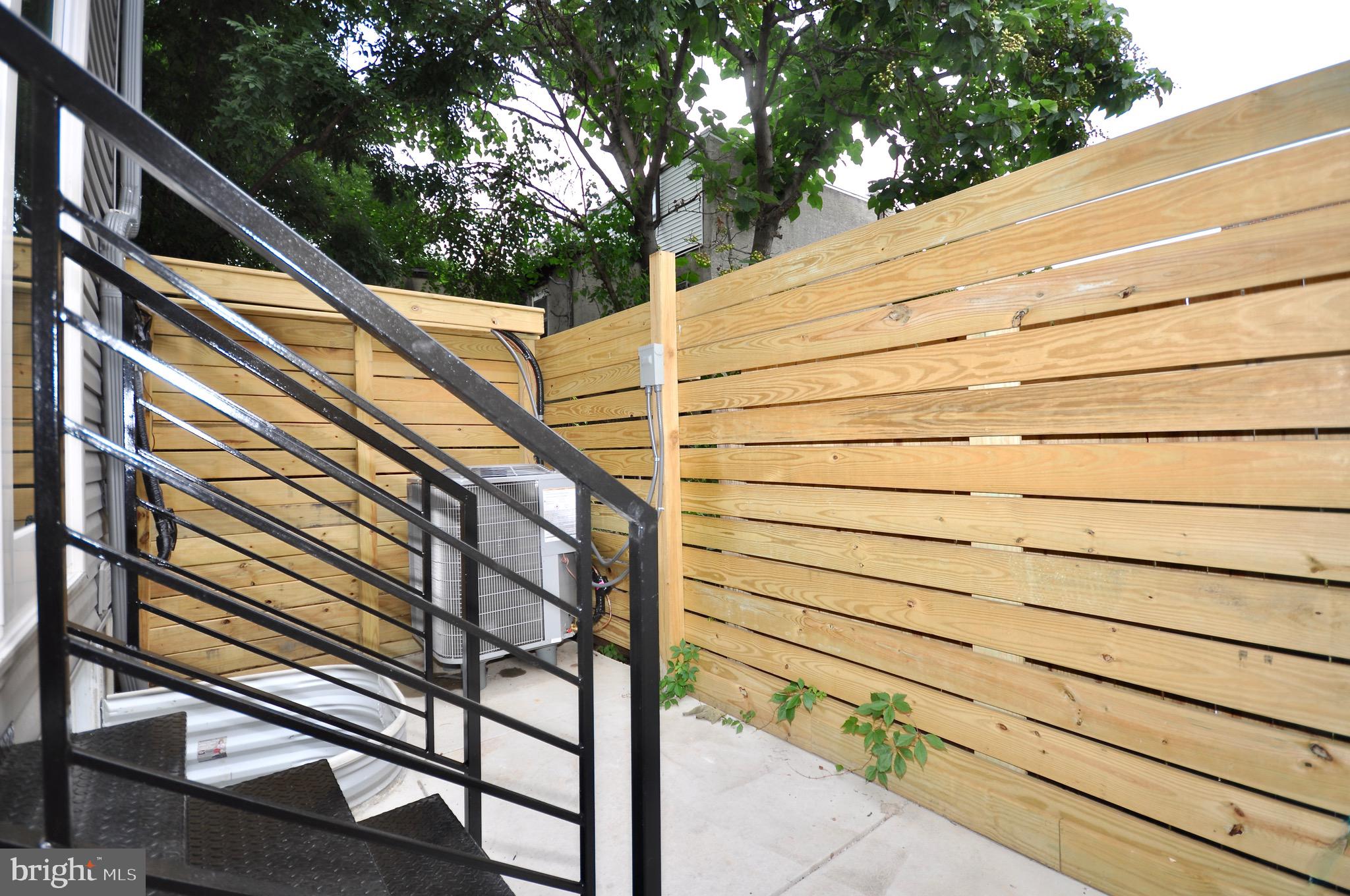 NORRIS SQUARE - Residential