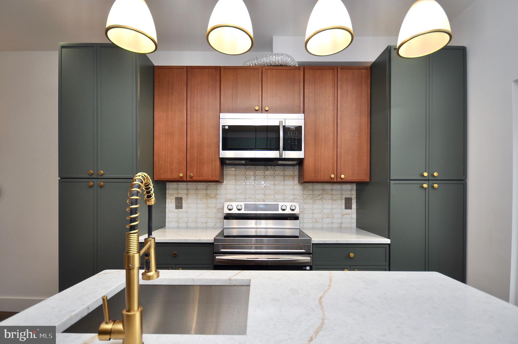 NORRIS SQUARE - Residential