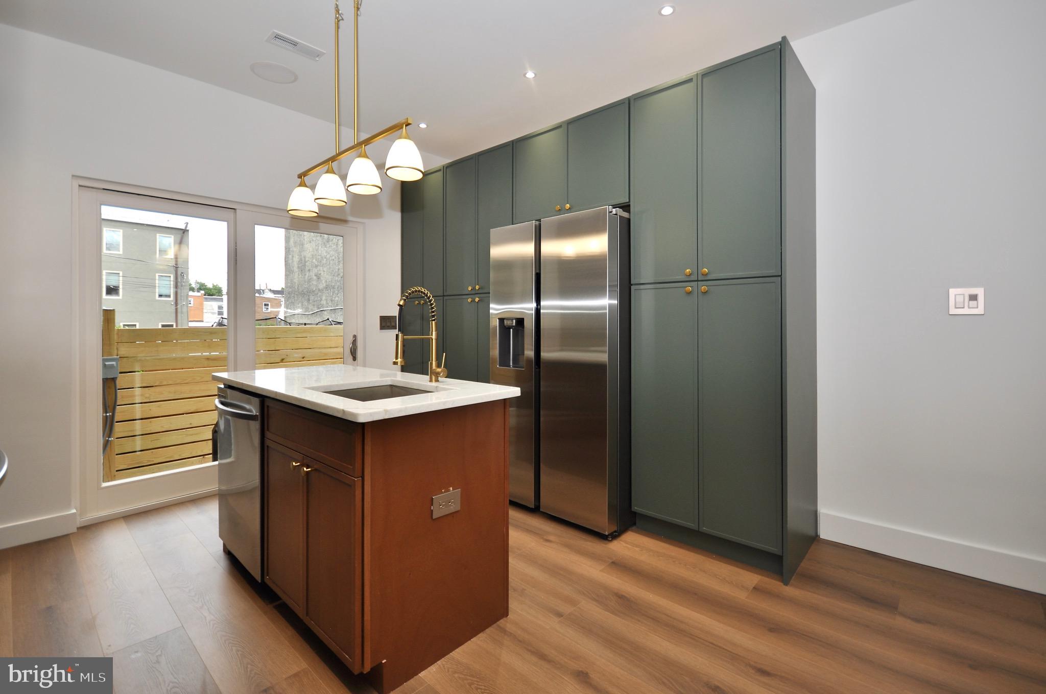NORRIS SQUARE - Residential