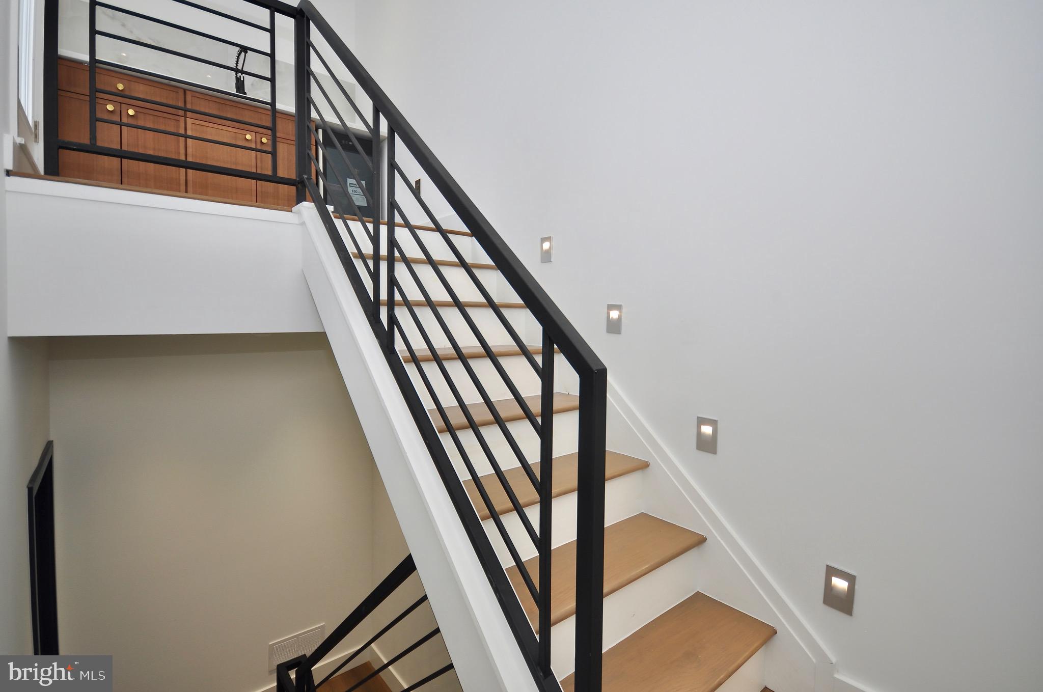 NORRIS SQUARE - Residential