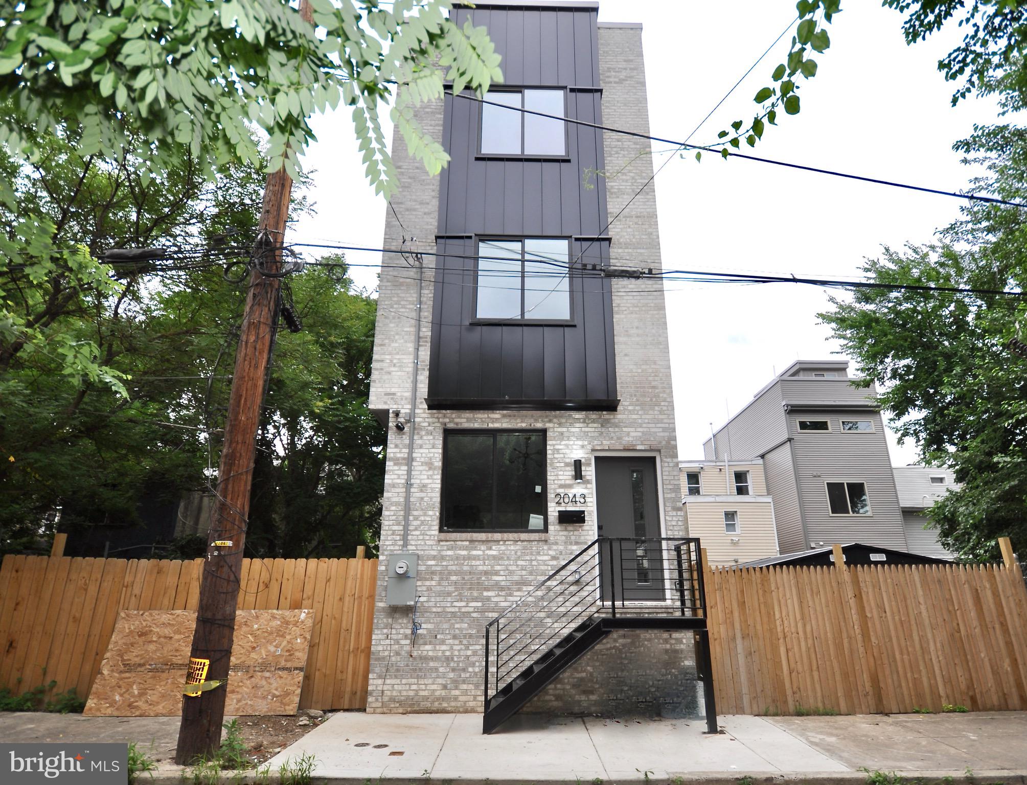 NORRIS SQUARE - Residential