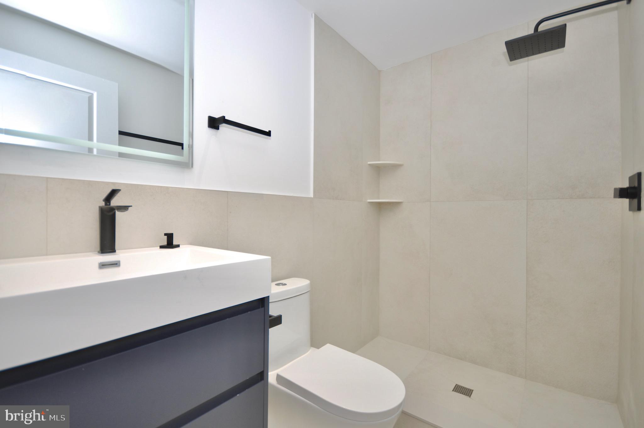 NORRIS SQUARE - Residential