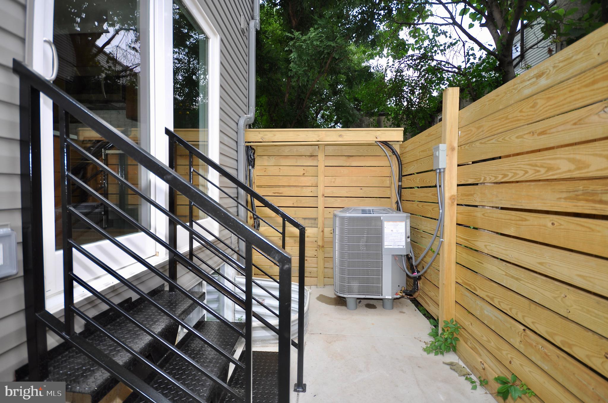 NORRIS SQUARE - Residential