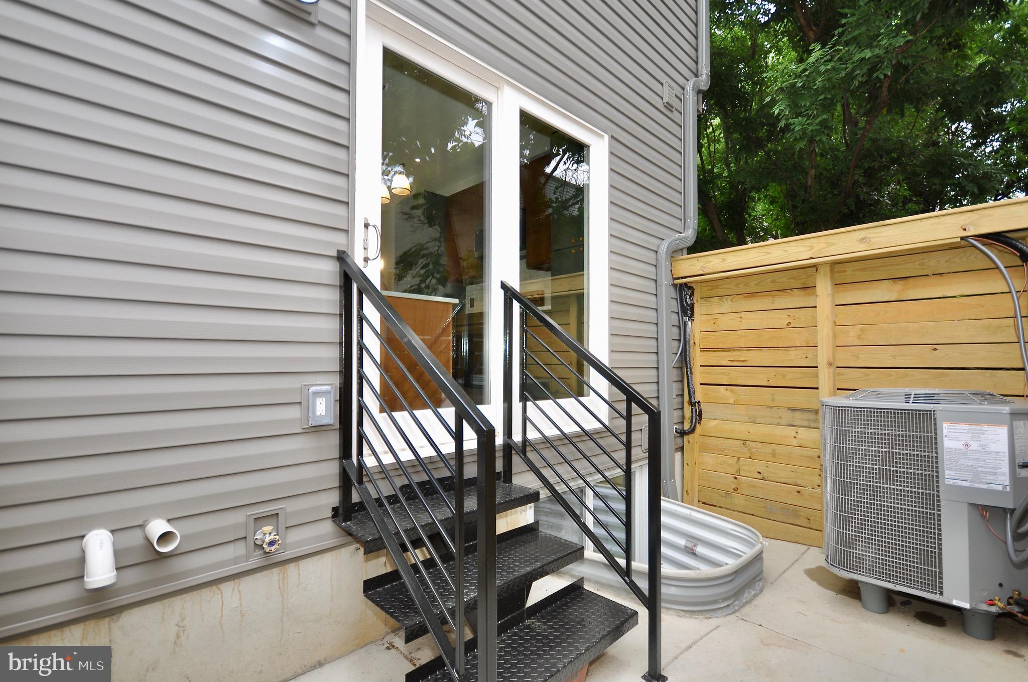 NORRIS SQUARE - Residential