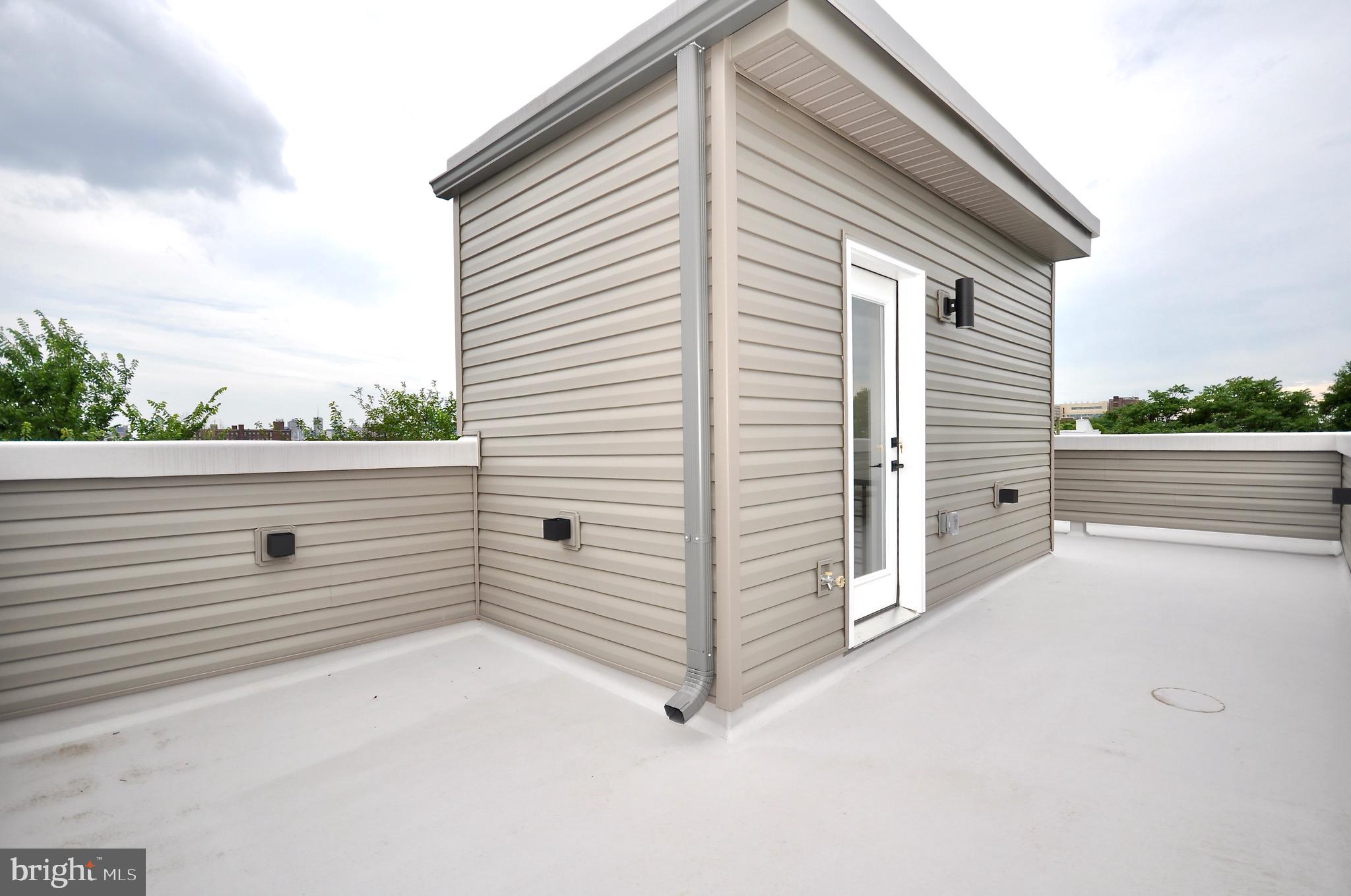 NORRIS SQUARE - Residential
